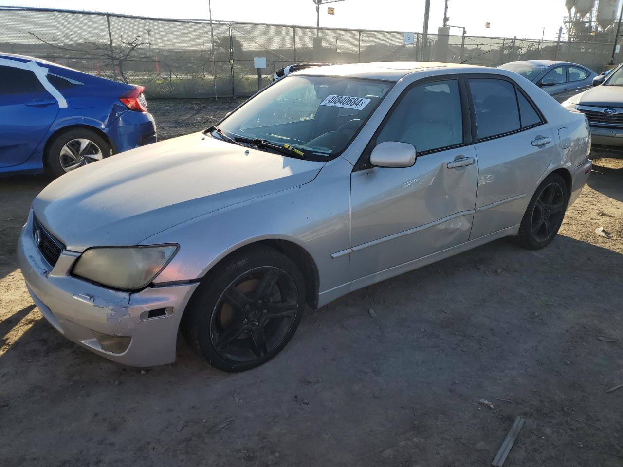 LEXUS IS 2004 jthbd192840093295