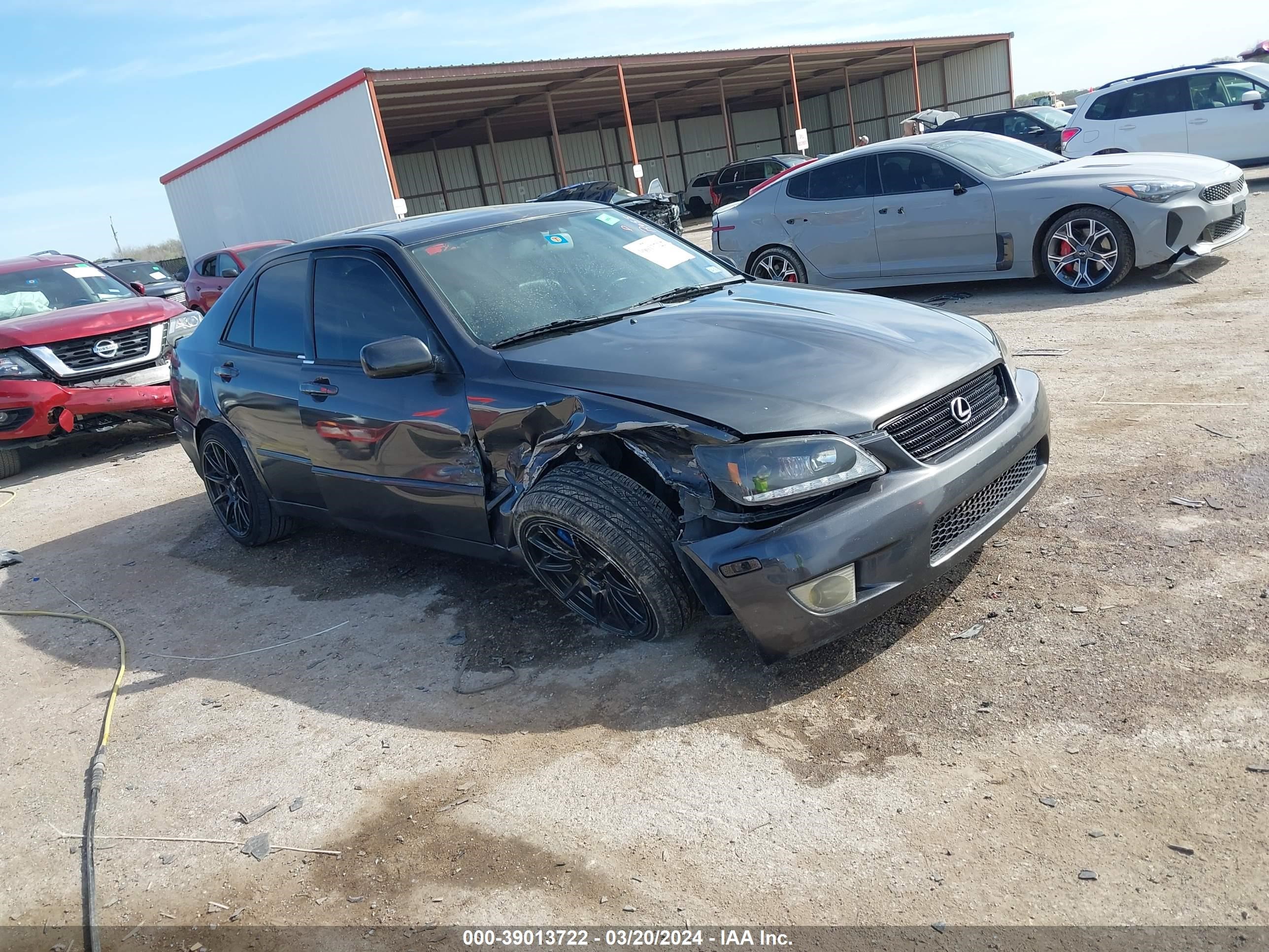 LEXUS IS 2005 jthbd192850098773