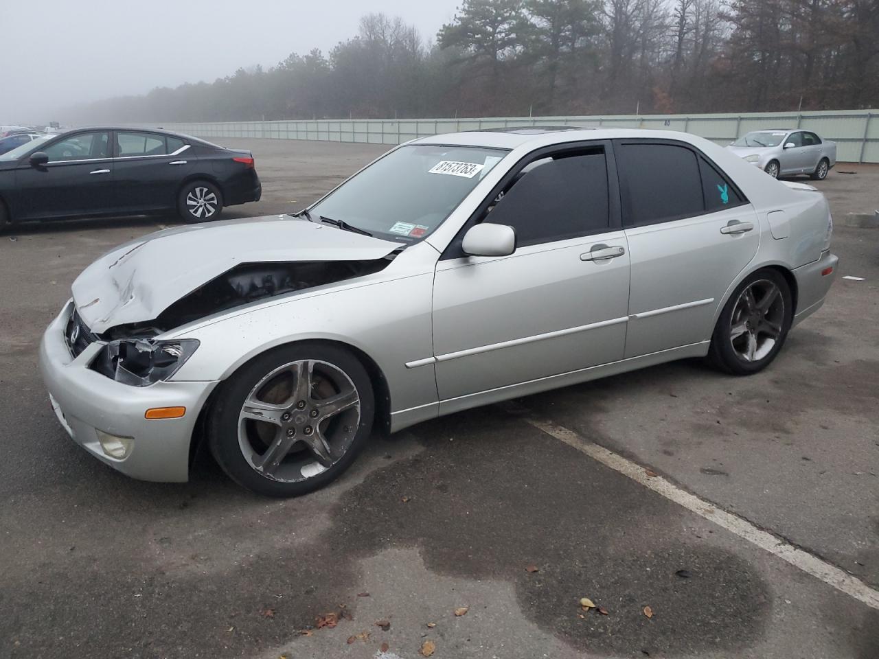 LEXUS IS 2002 jthbd192x20060053