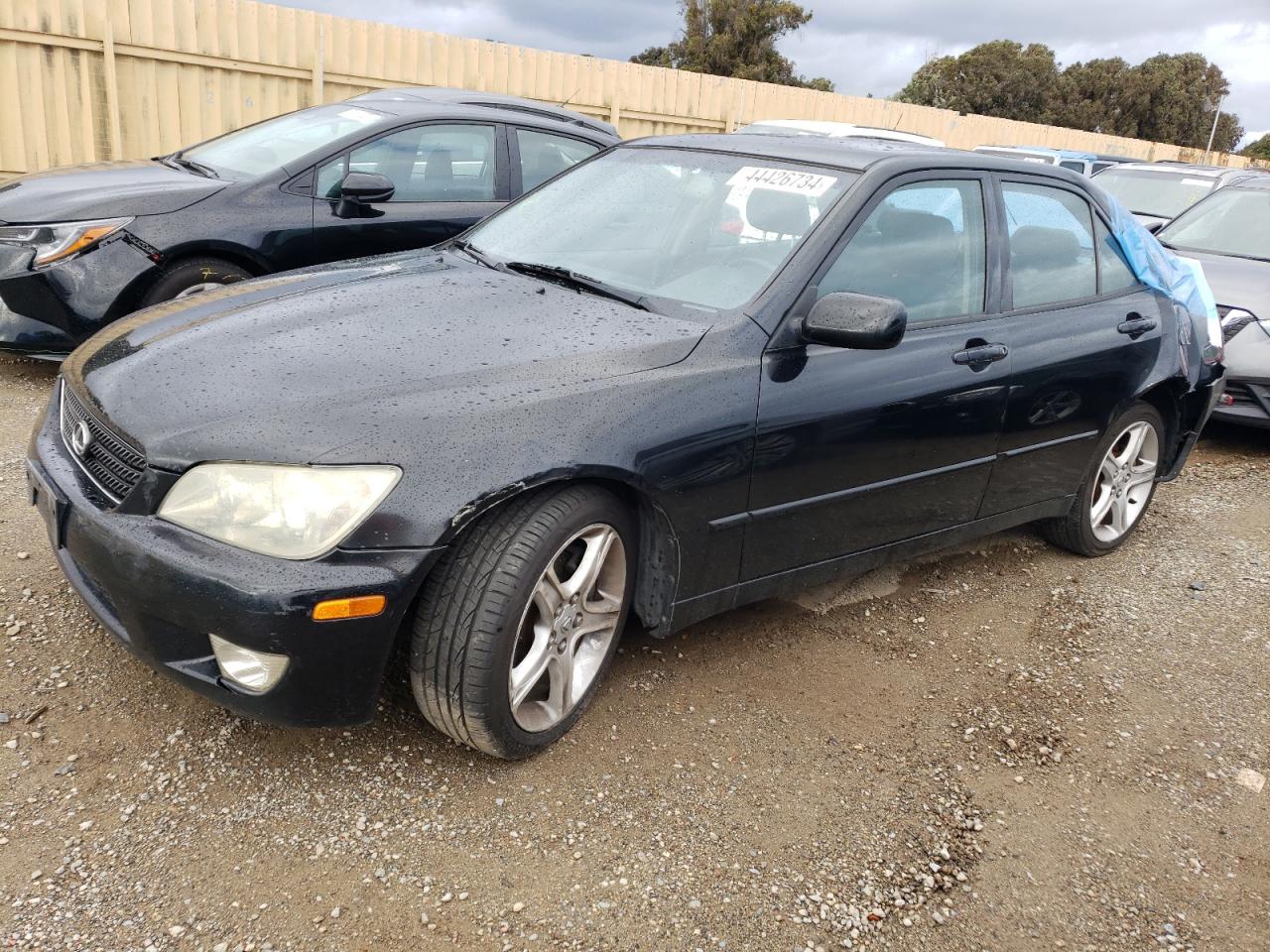 LEXUS IS 2003 jthbd192x30071619