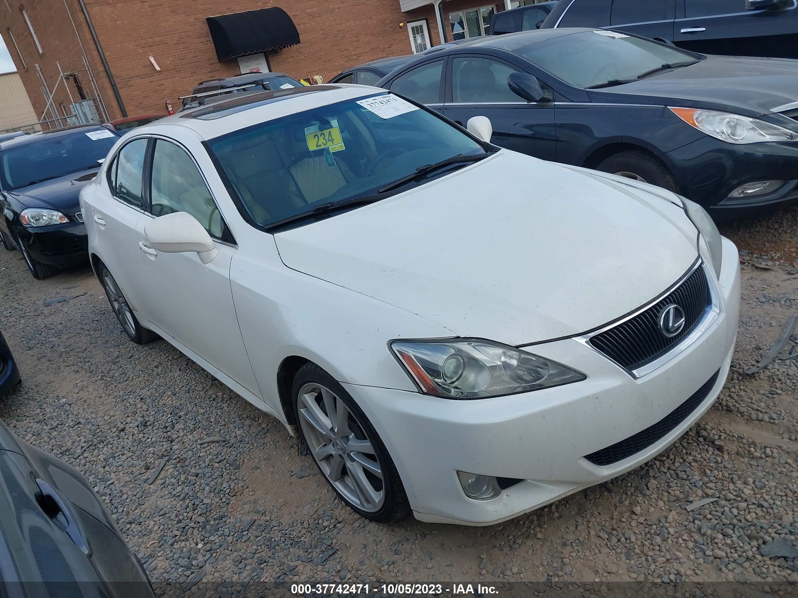 LEXUS IS 2006 jthbe262062006309