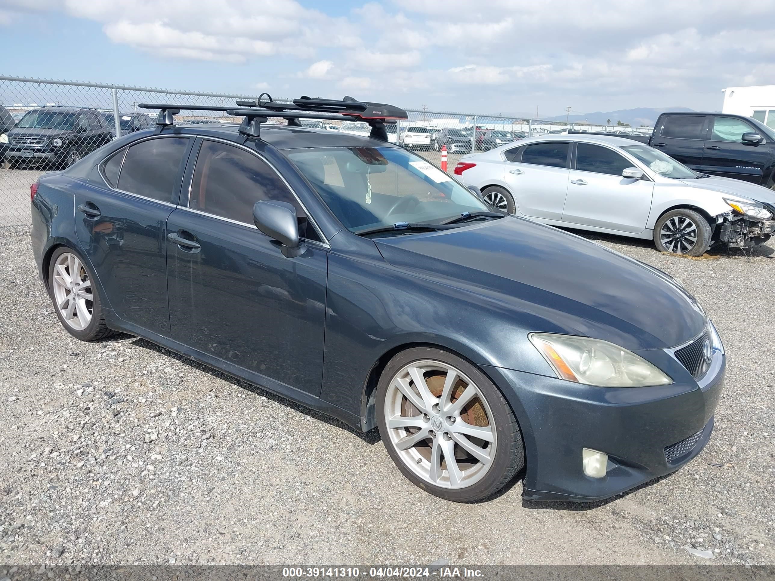 LEXUS IS 2006 jthbe262065009726