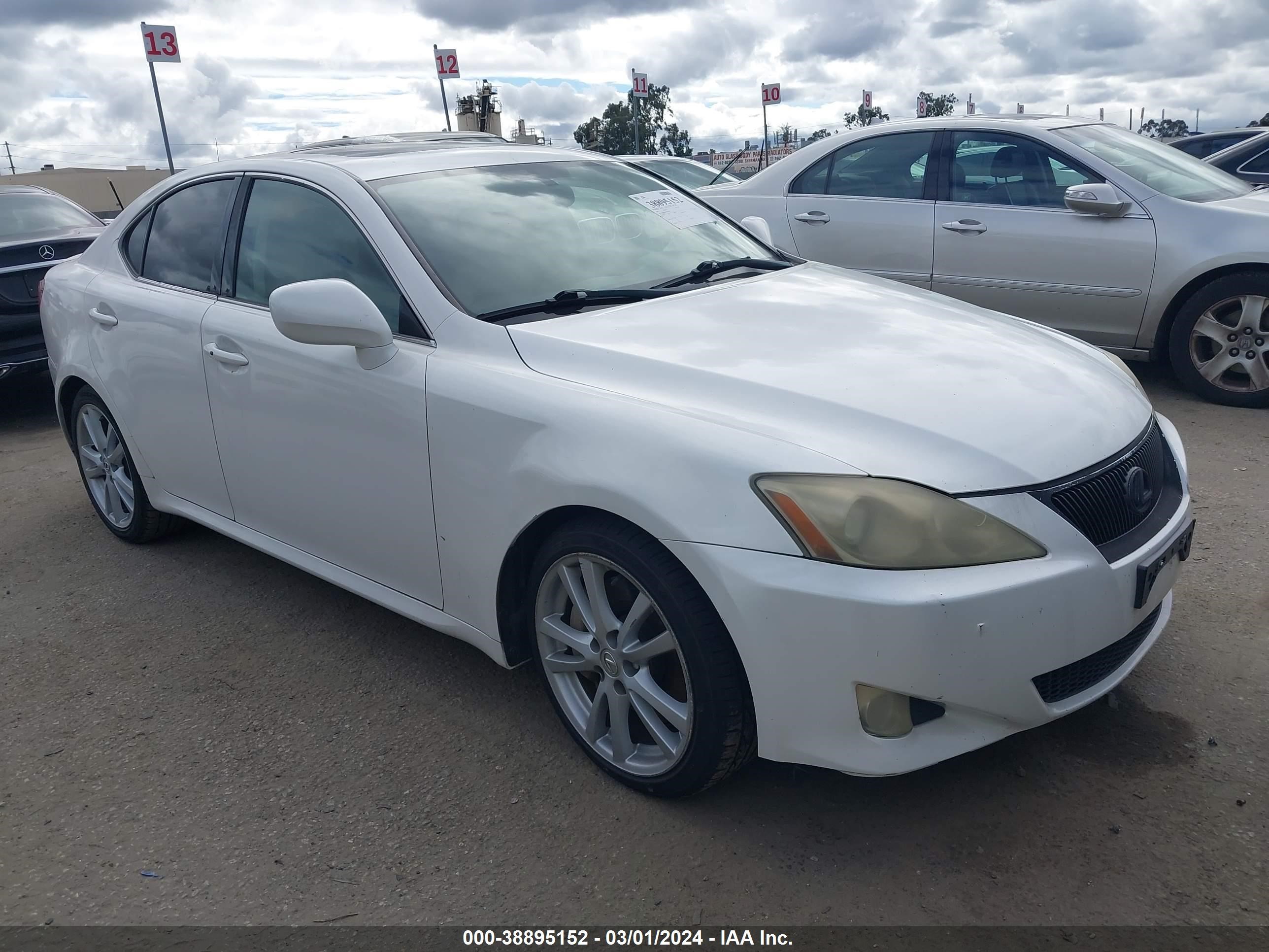 LEXUS IS 2007 jthbe262075012143