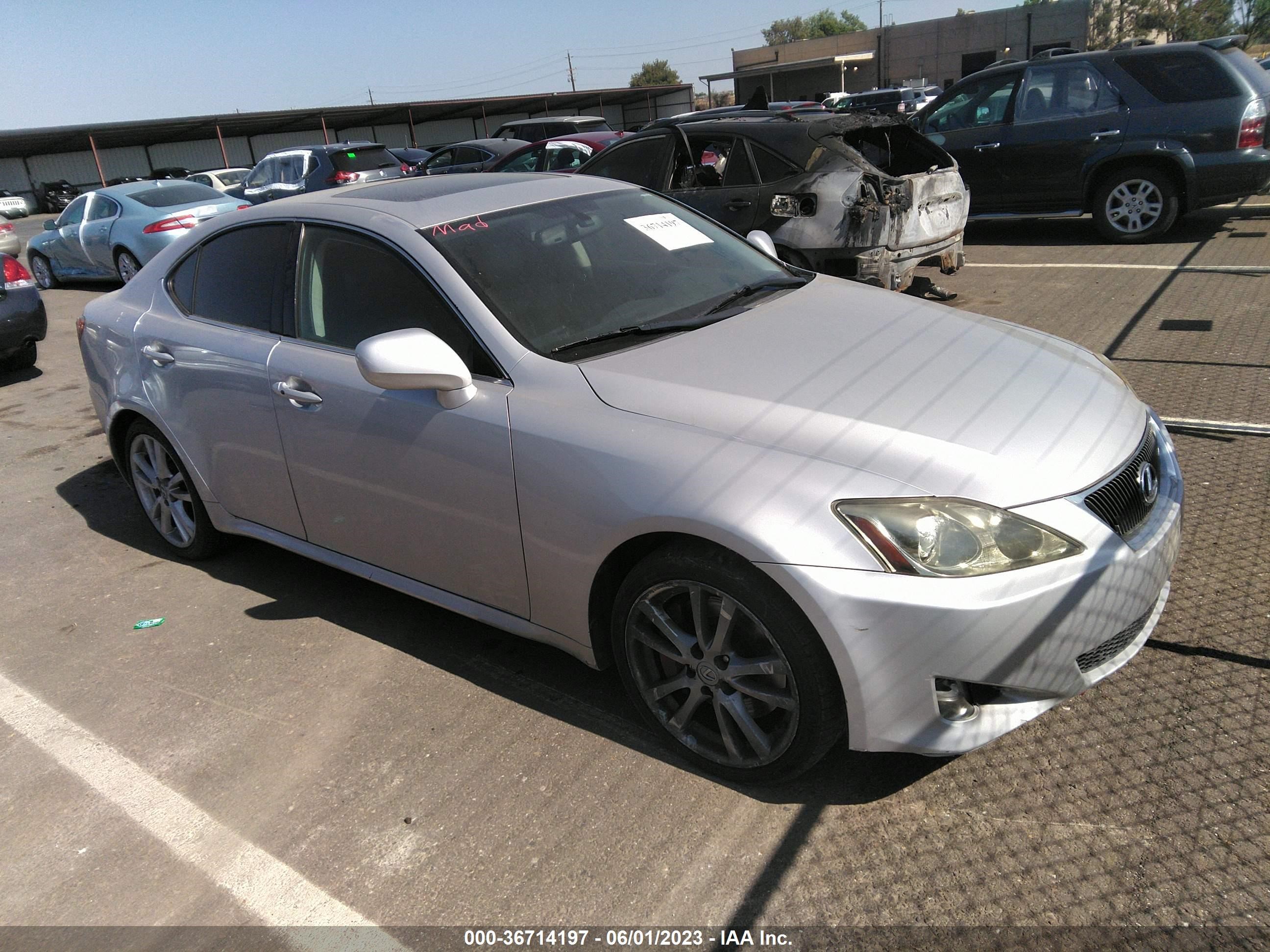 LEXUS IS 2006 jthbe262165001022