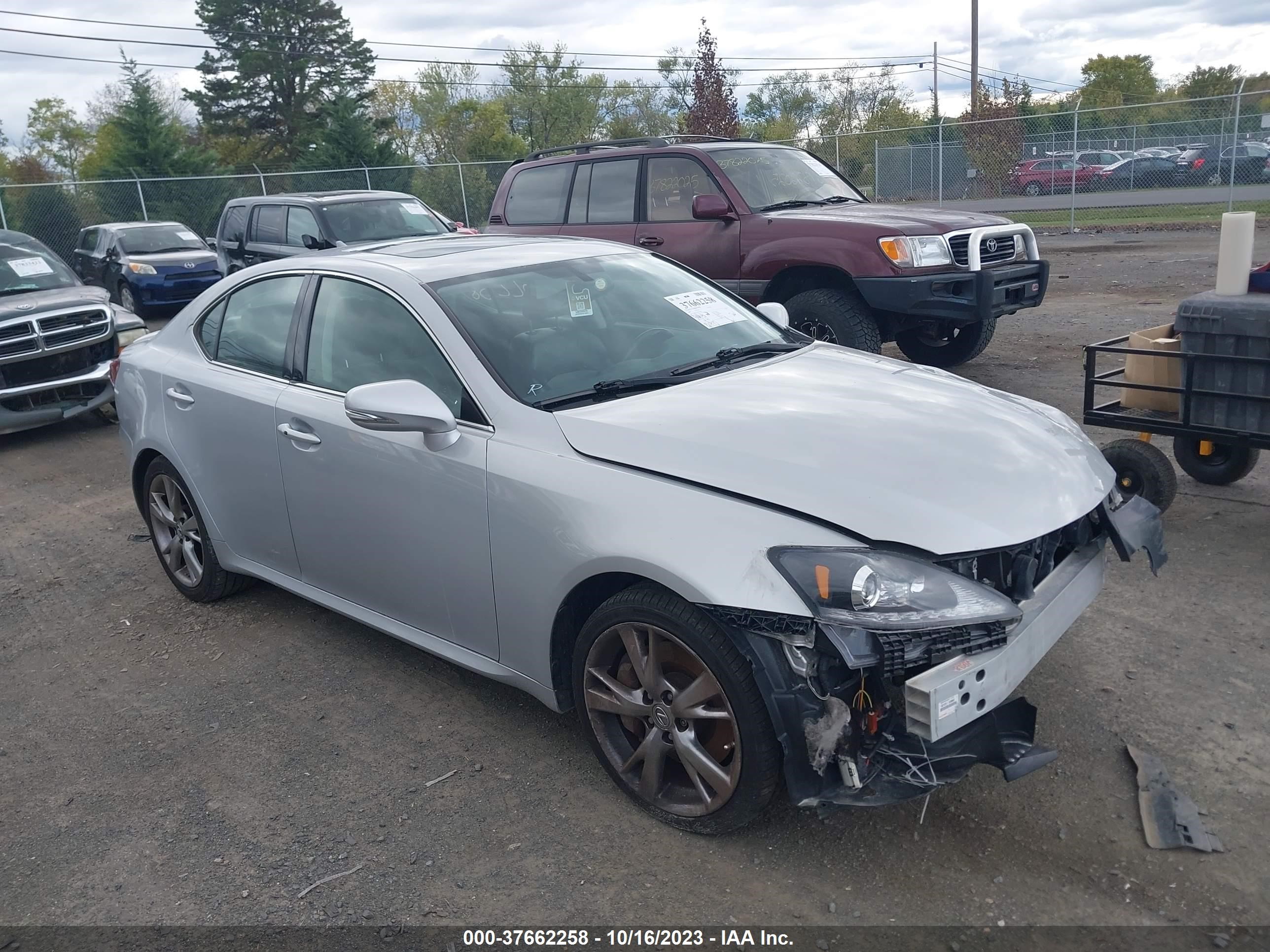 LEXUS IS 2009 jthbe262392016546