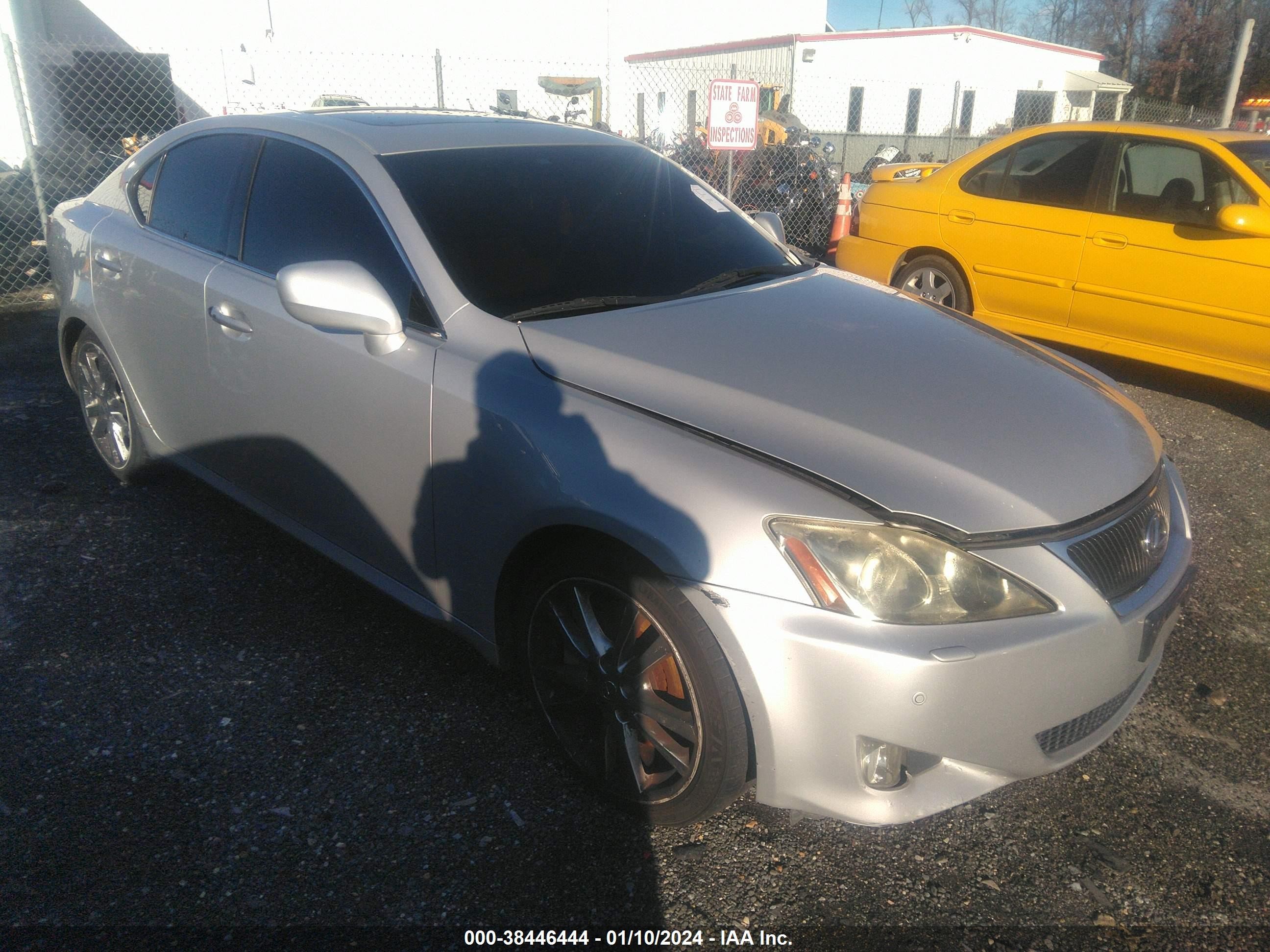 LEXUS IS 2006 jthbe262462000058