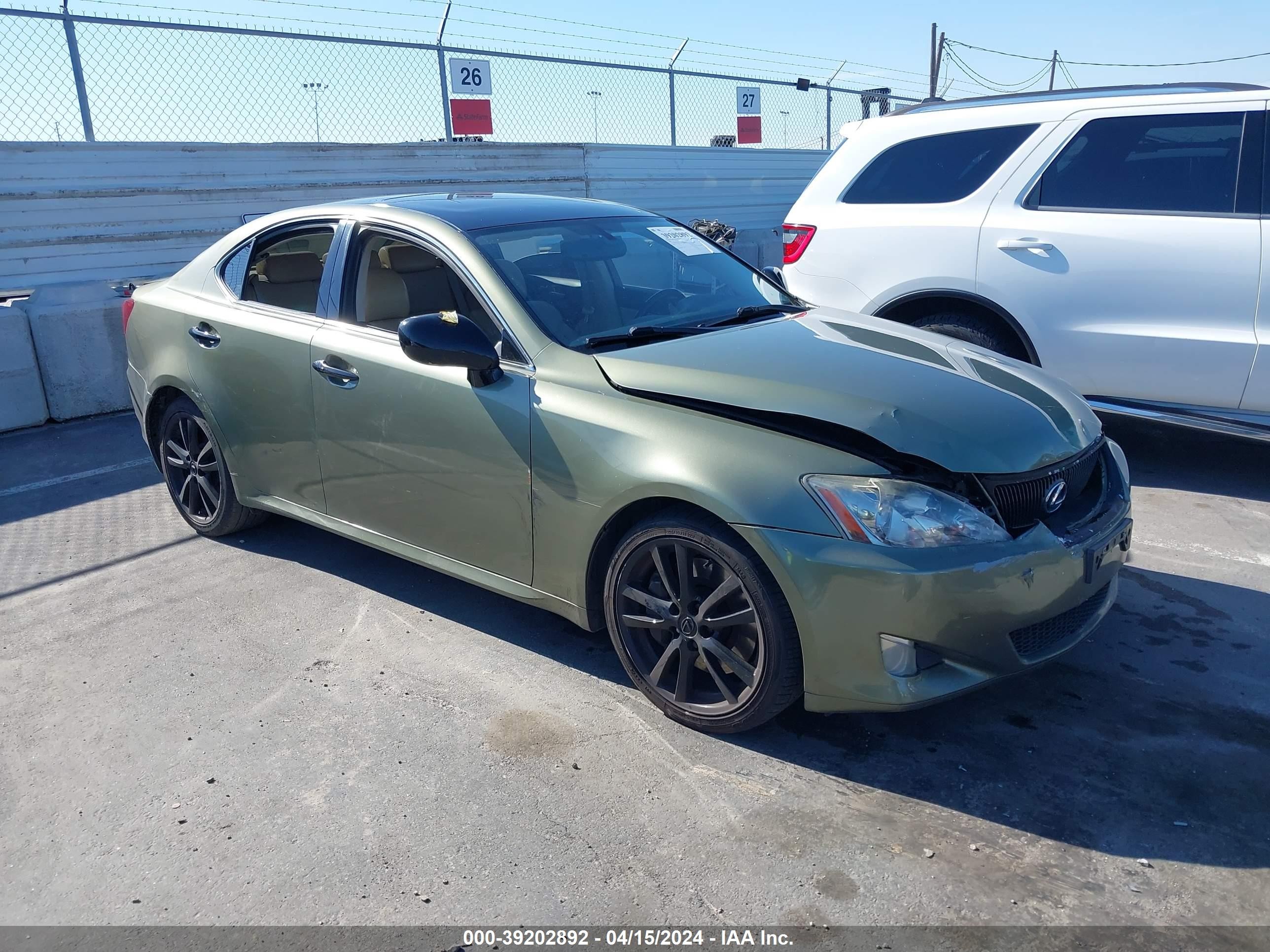 LEXUS IS 2006 jthbe262765001767