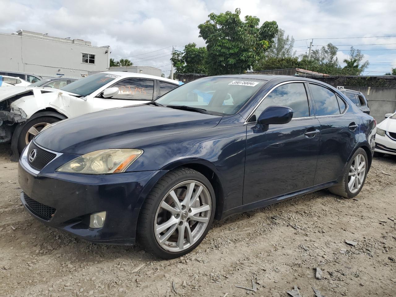 LEXUS IS 2006 jthbe262862002797