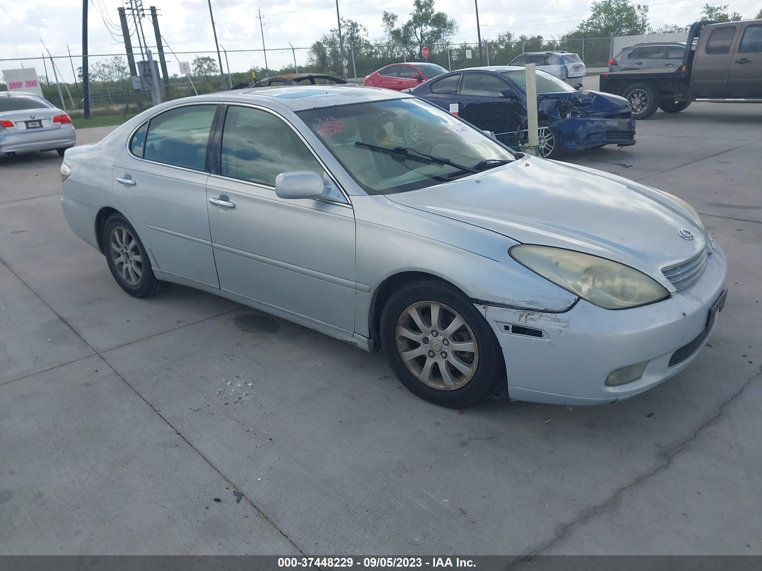 LEXUS ES 2002 jthbf30g020026119