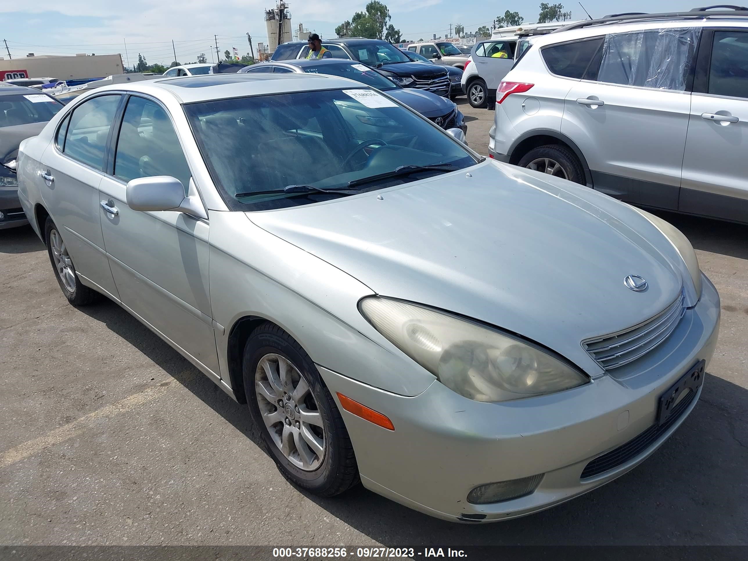 LEXUS ES 2003 jthbf30g235041838