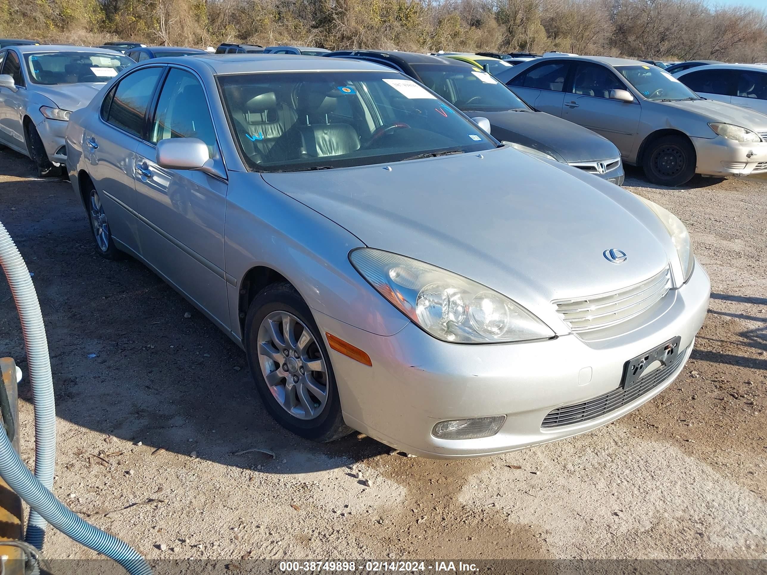 LEXUS ES 2002 jthbf30g425033397