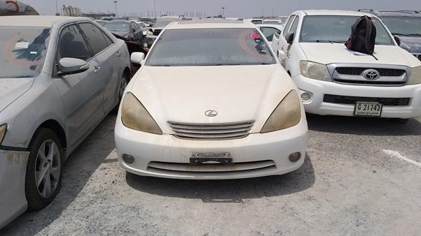 LEXUS ES 300 2005 jthbf30g556033066