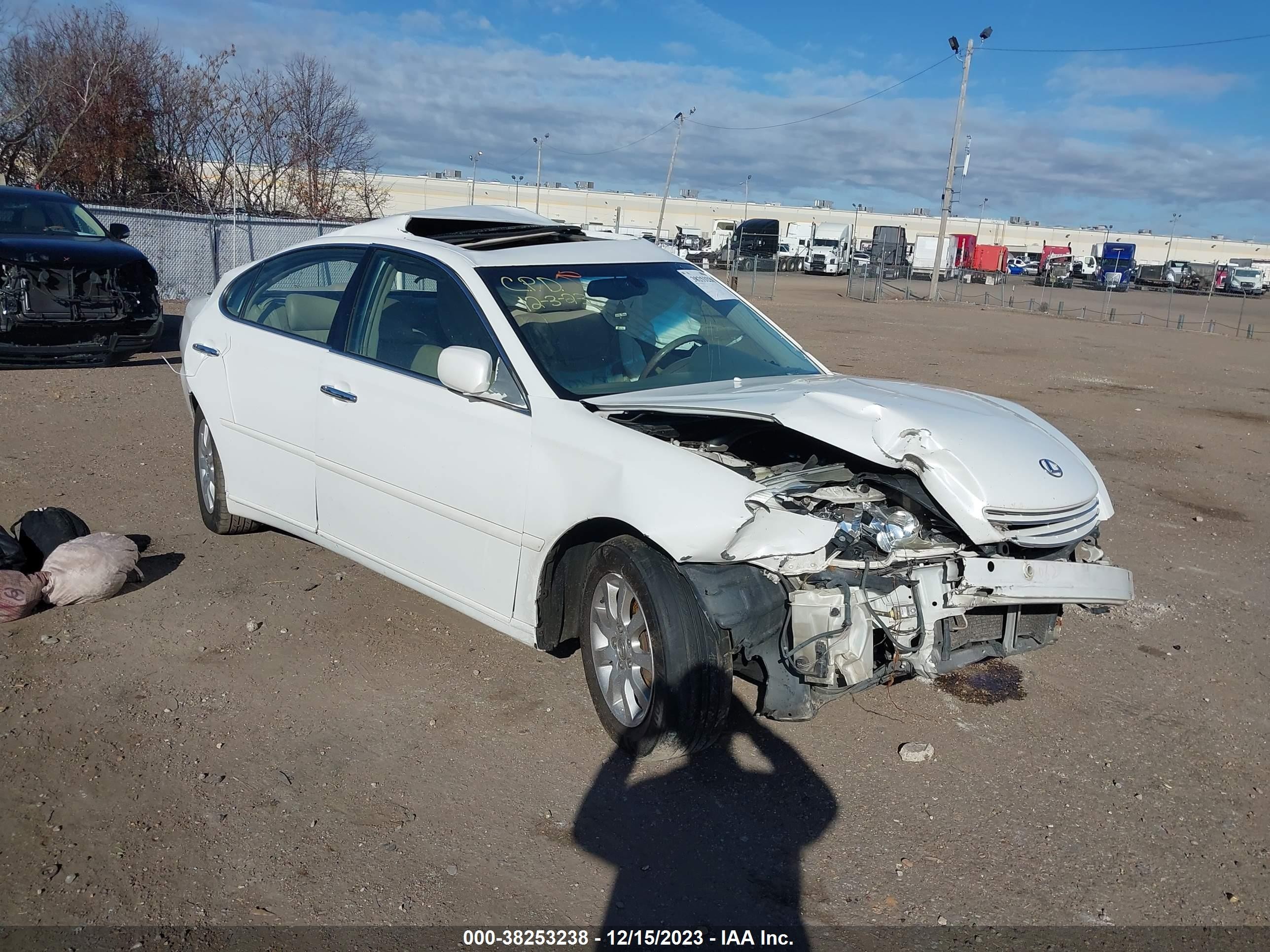 LEXUS ES 2003 jthbf30g730110648