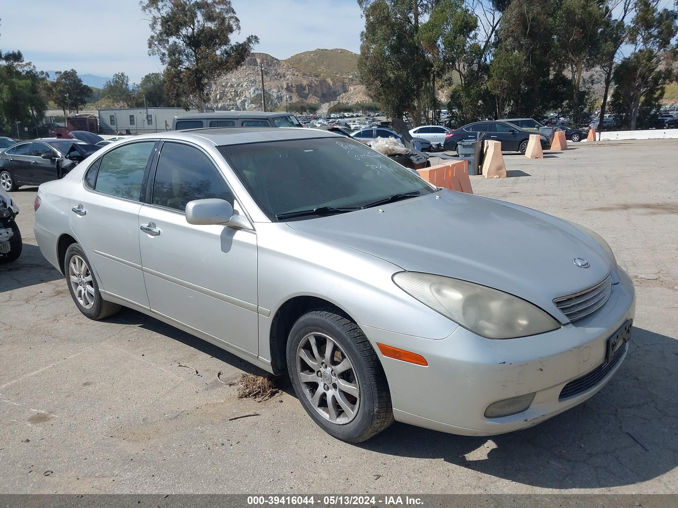 LEXUS ES 2002 jthbf30g820057361