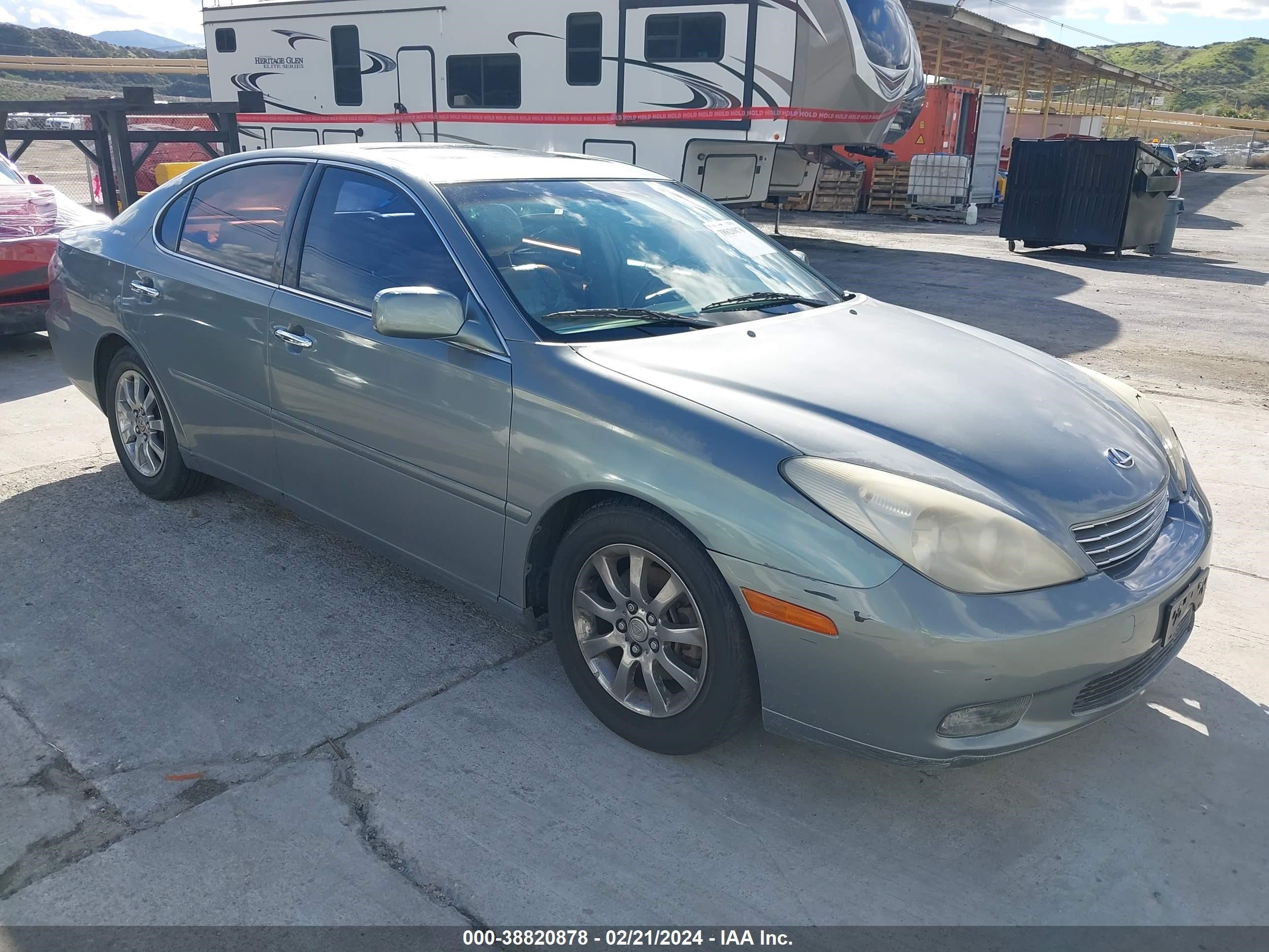 LEXUS ES 2002 jthbf30g825020037