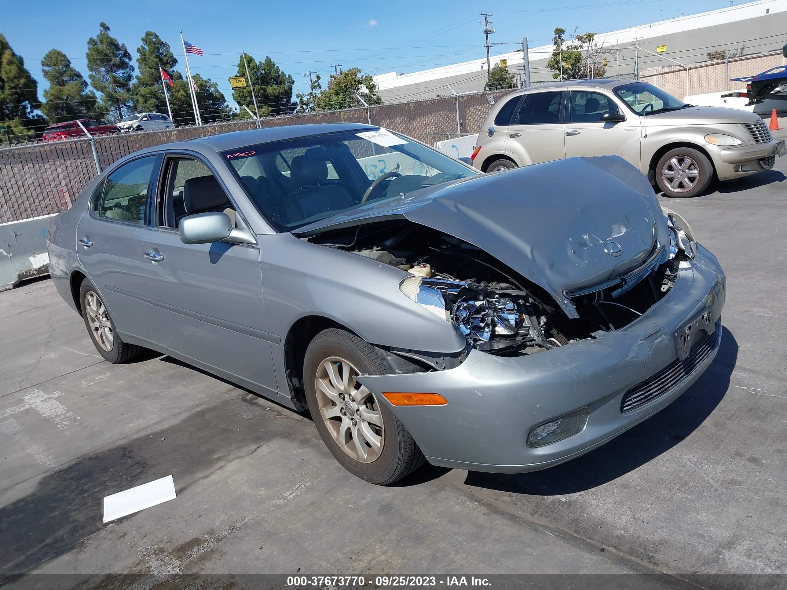 LEXUS ES 2003 jthbf30g836006165