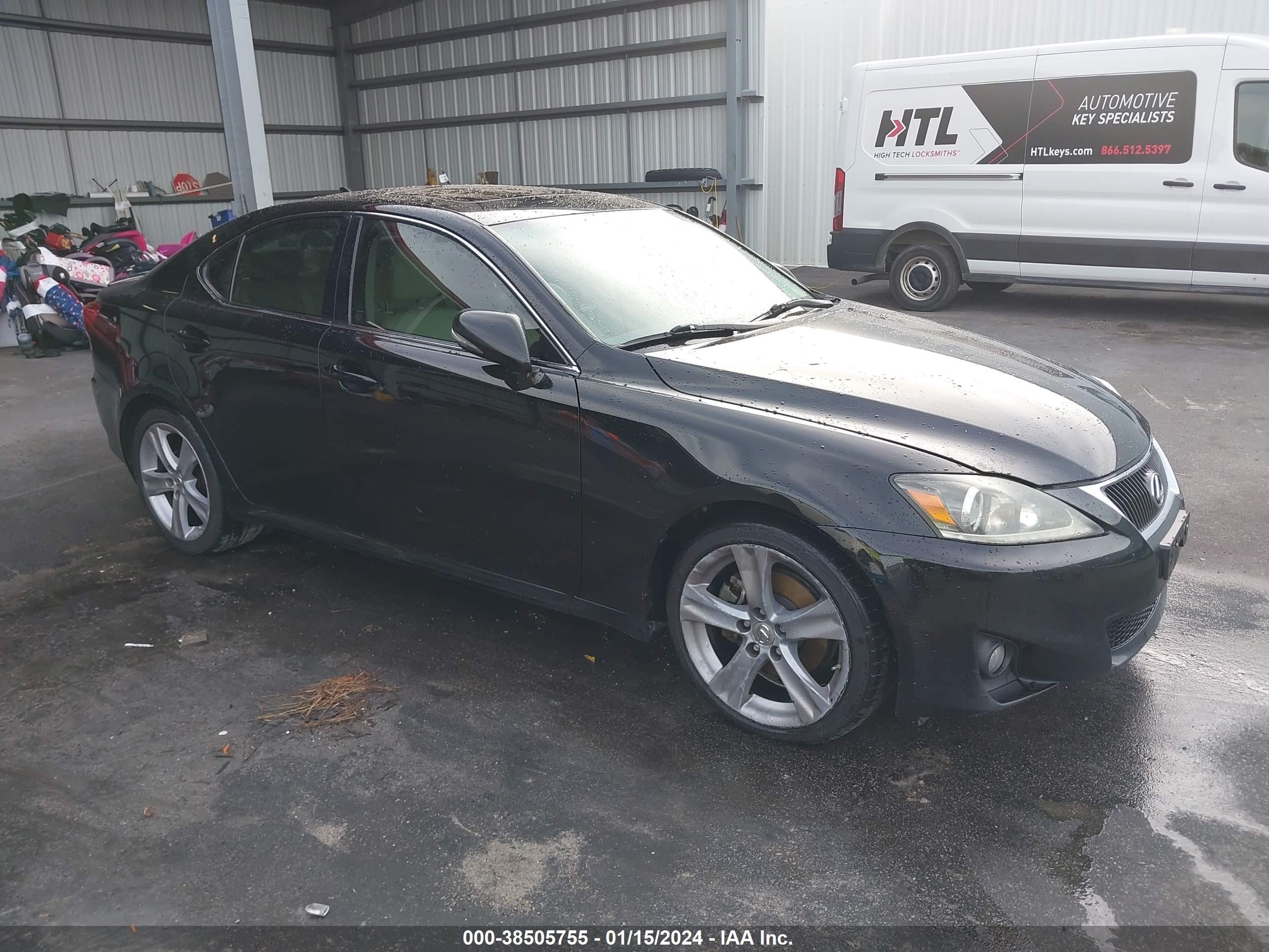 LEXUS IS 2011 jthbf5c25b5145511