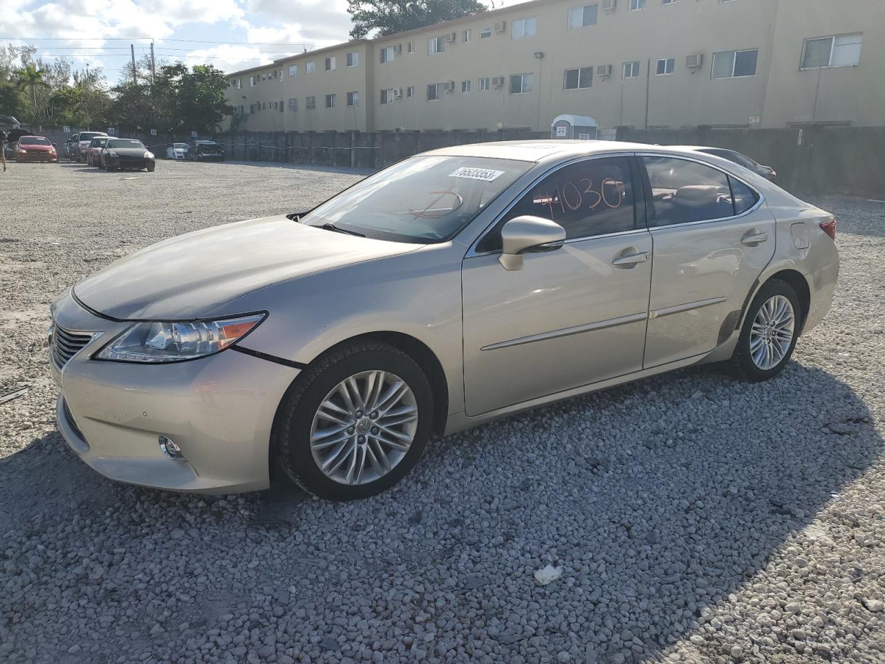 LEXUS ES 2014 jthbk1gg7e2133120