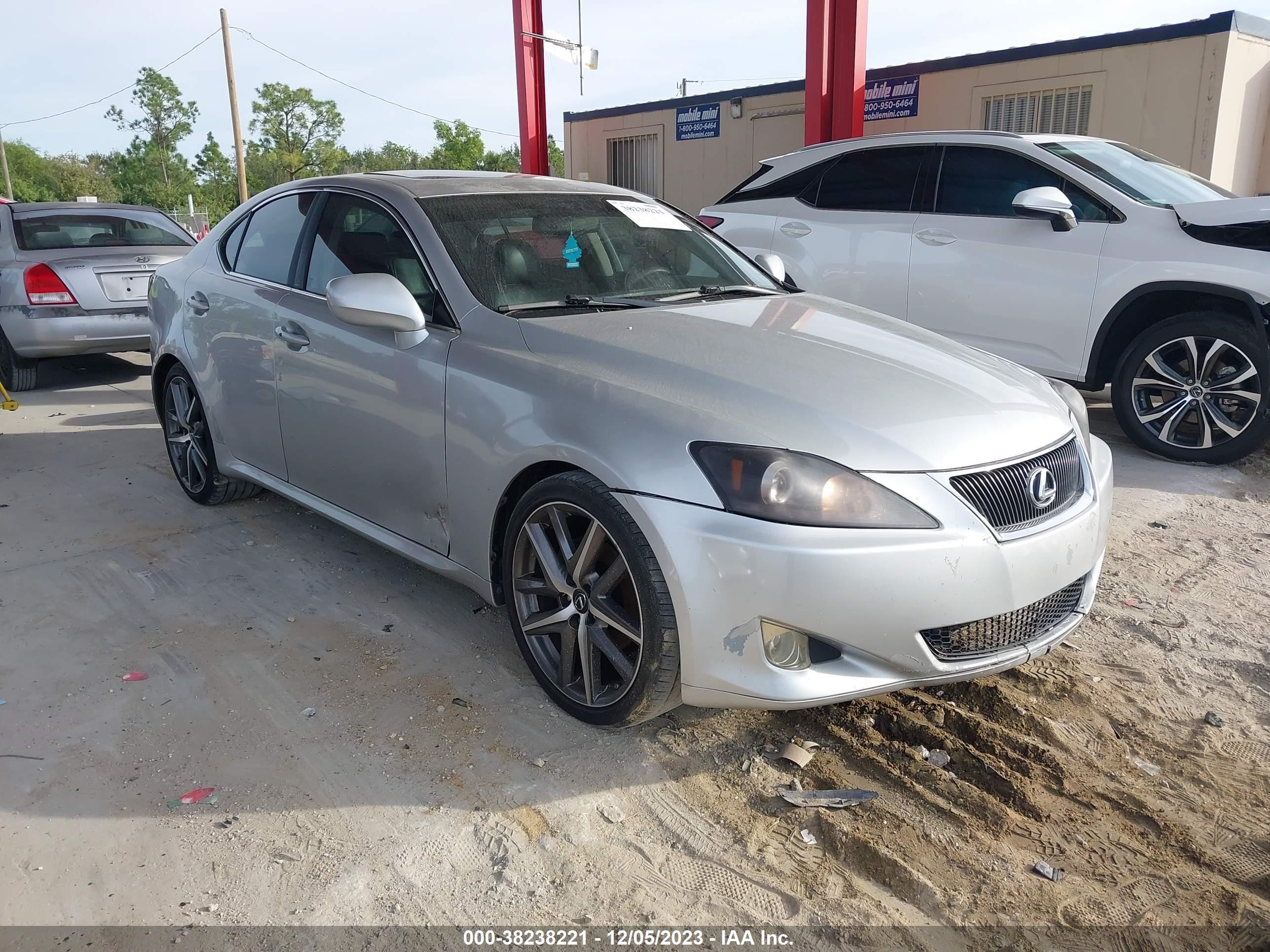 LEXUS IS 2006 jthbk262162010359