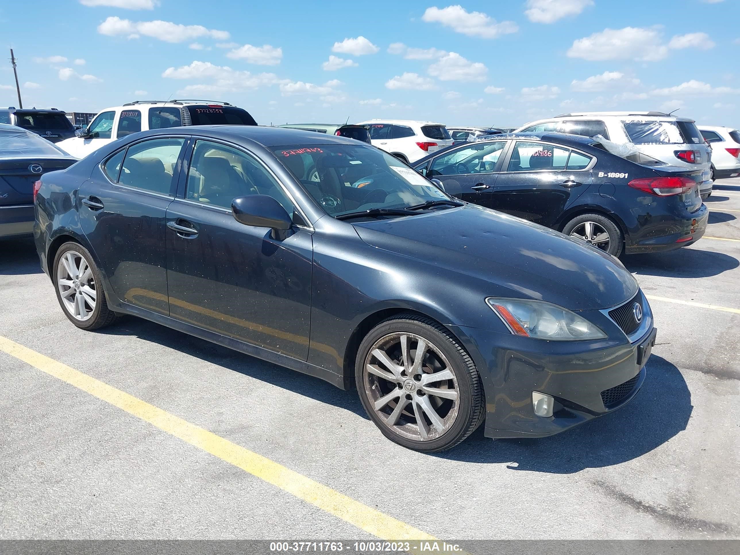 LEXUS IS 2006 jthbk262165020288