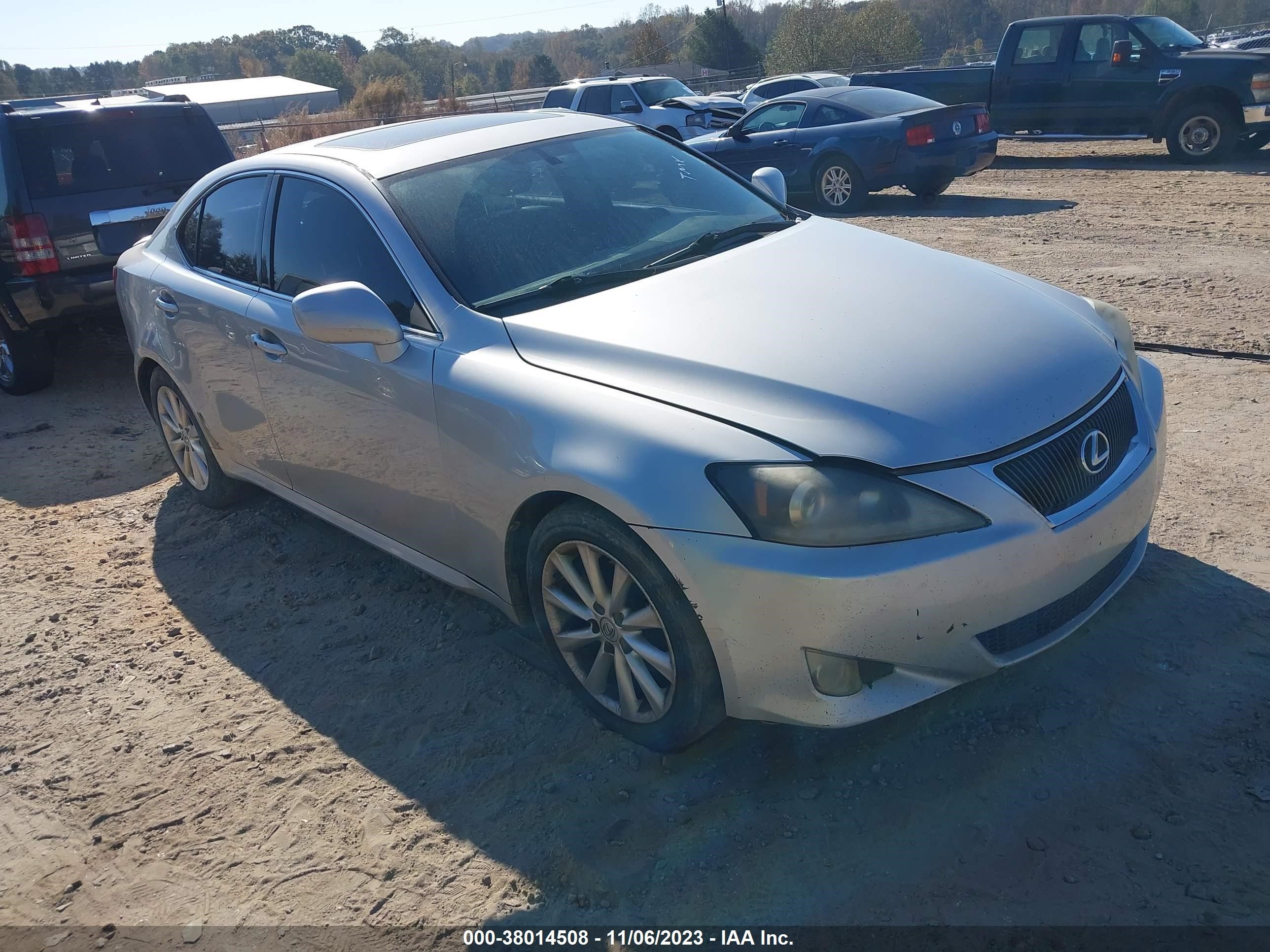 LEXUS IS 2006 jthbk262165023921