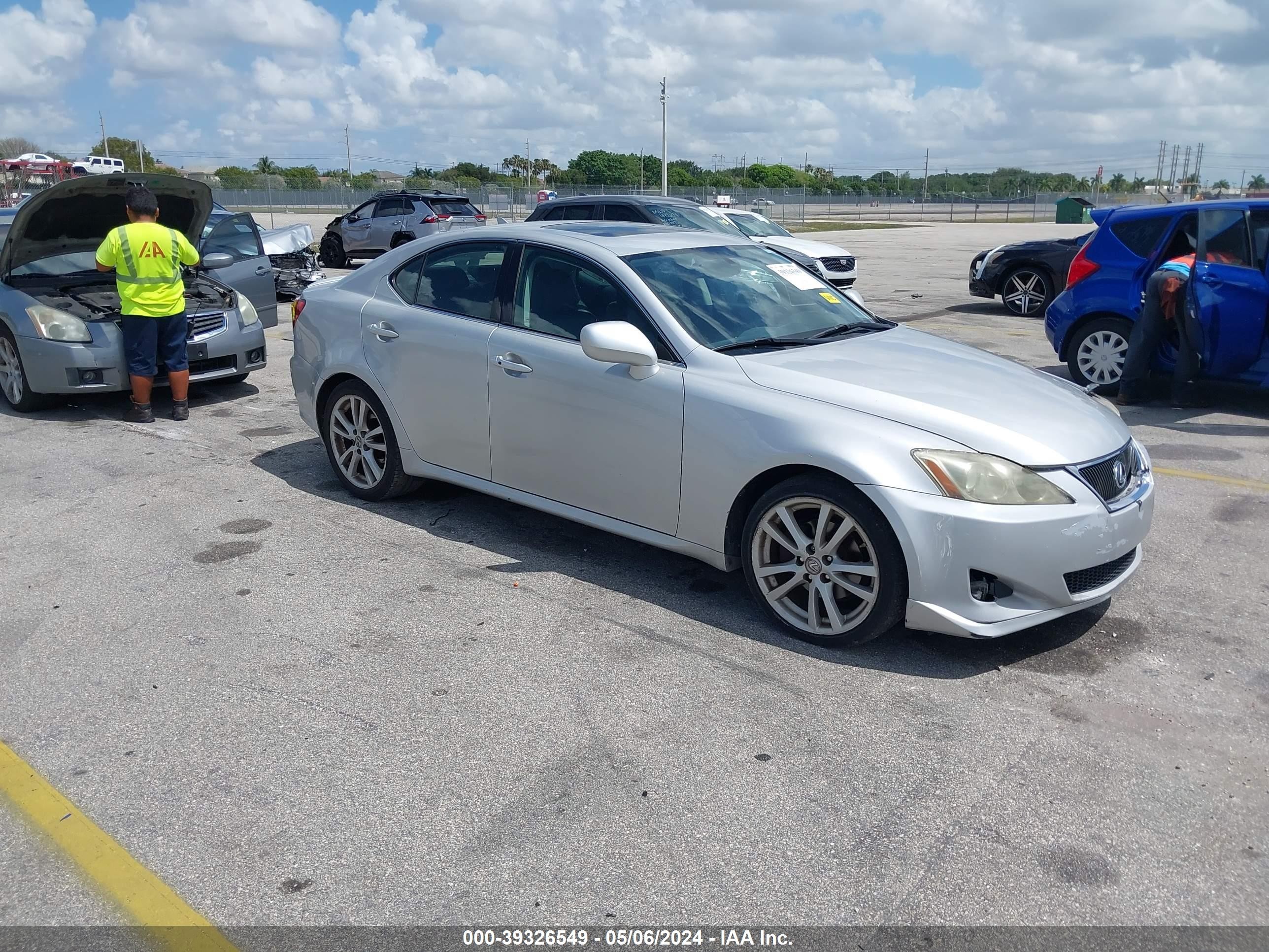 LEXUS IS 2007 jthbk262572044287