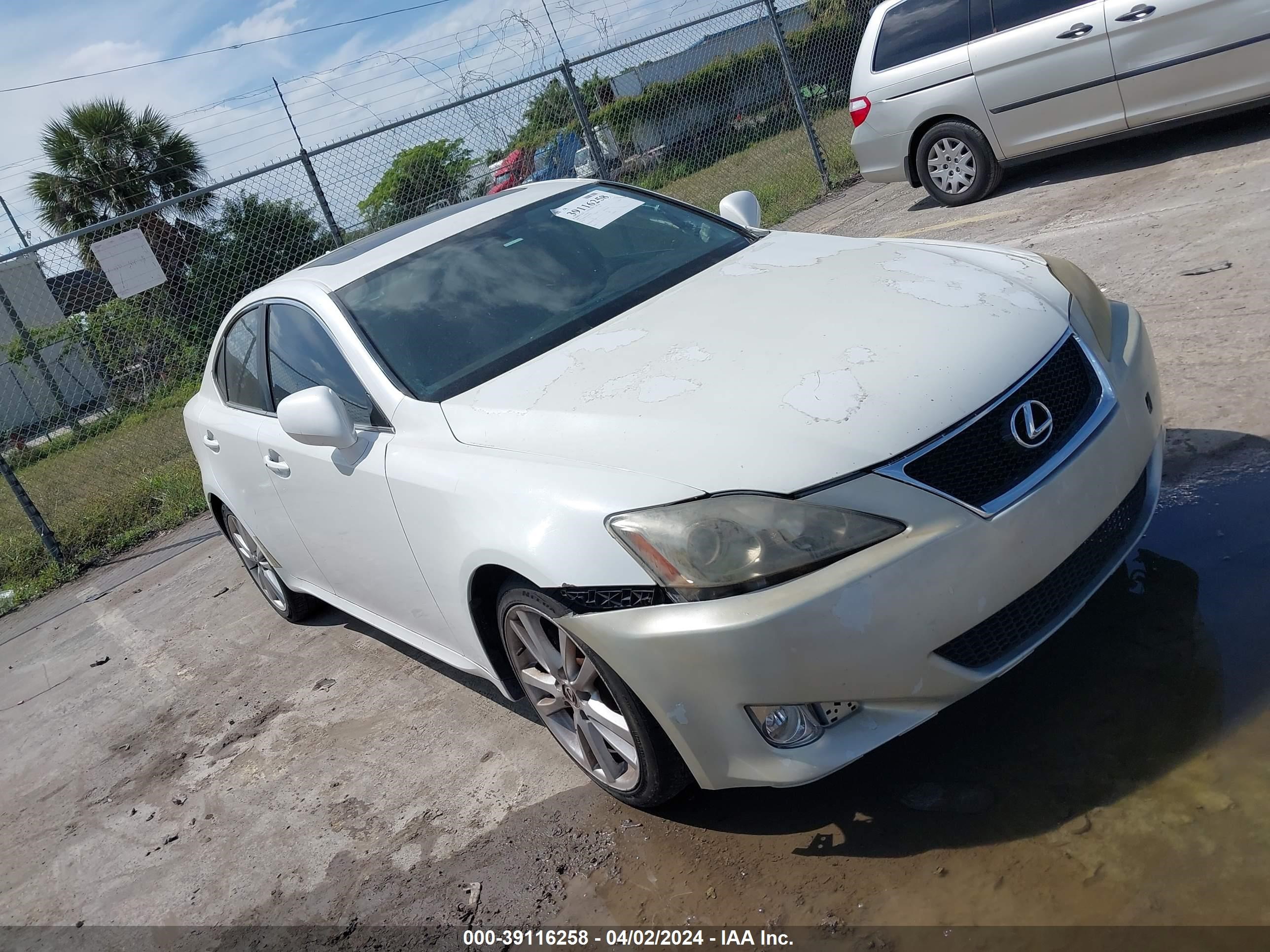 LEXUS IS 2007 jthbk262575049214