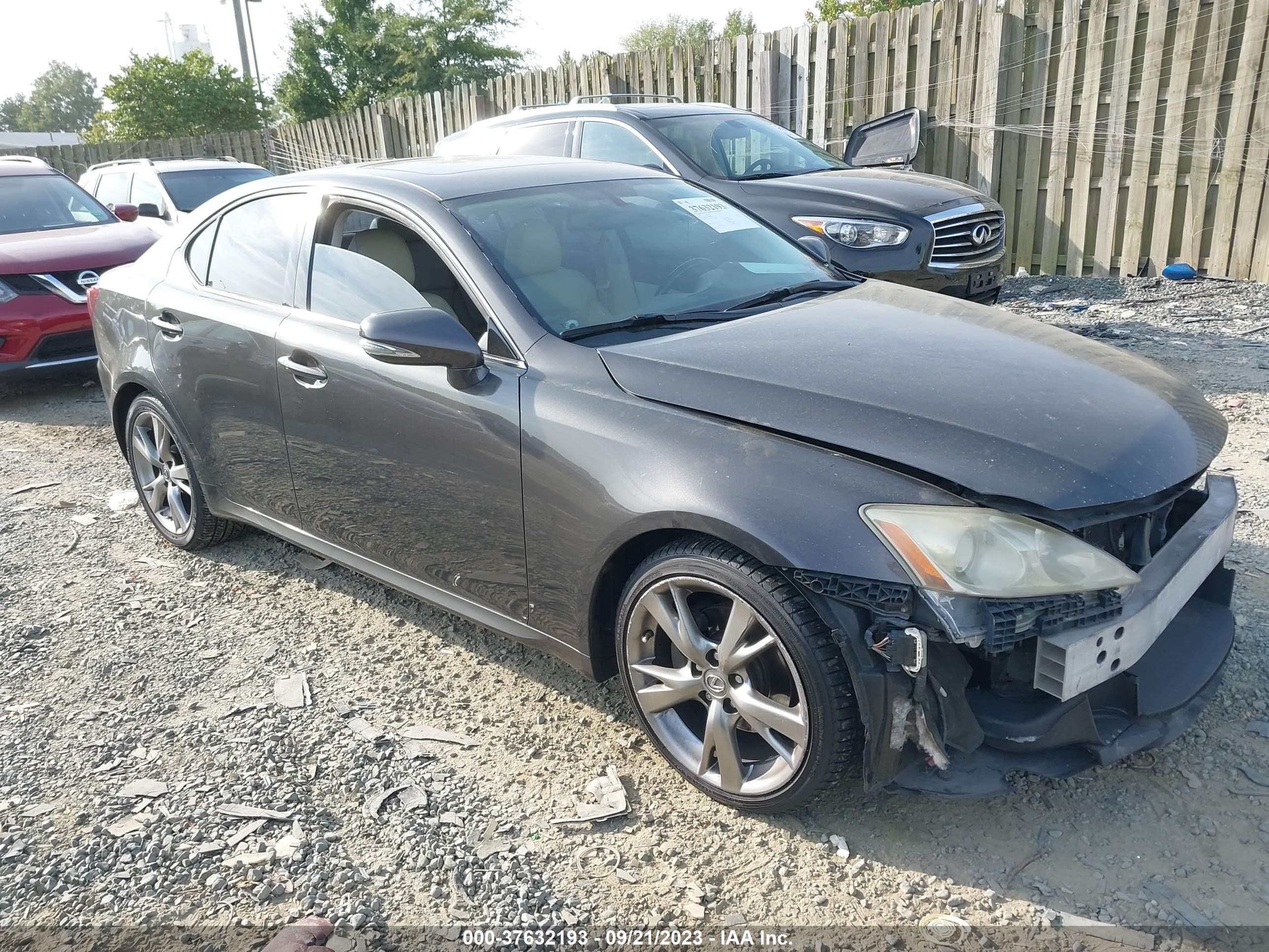 LEXUS IS 2009 jthbk262595087044