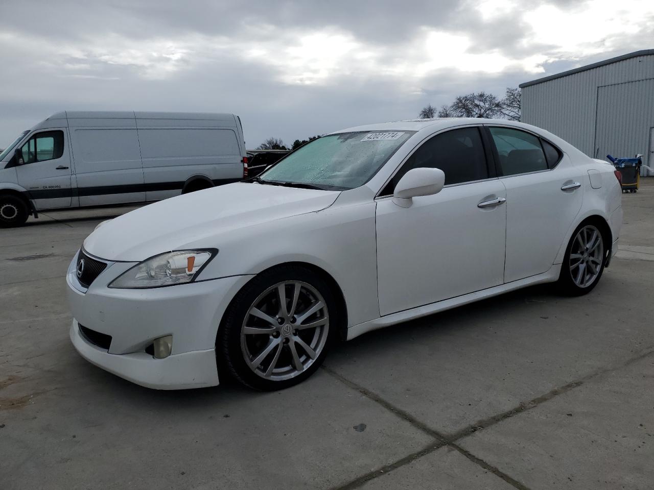 LEXUS IS 2008 jthbk262985052327