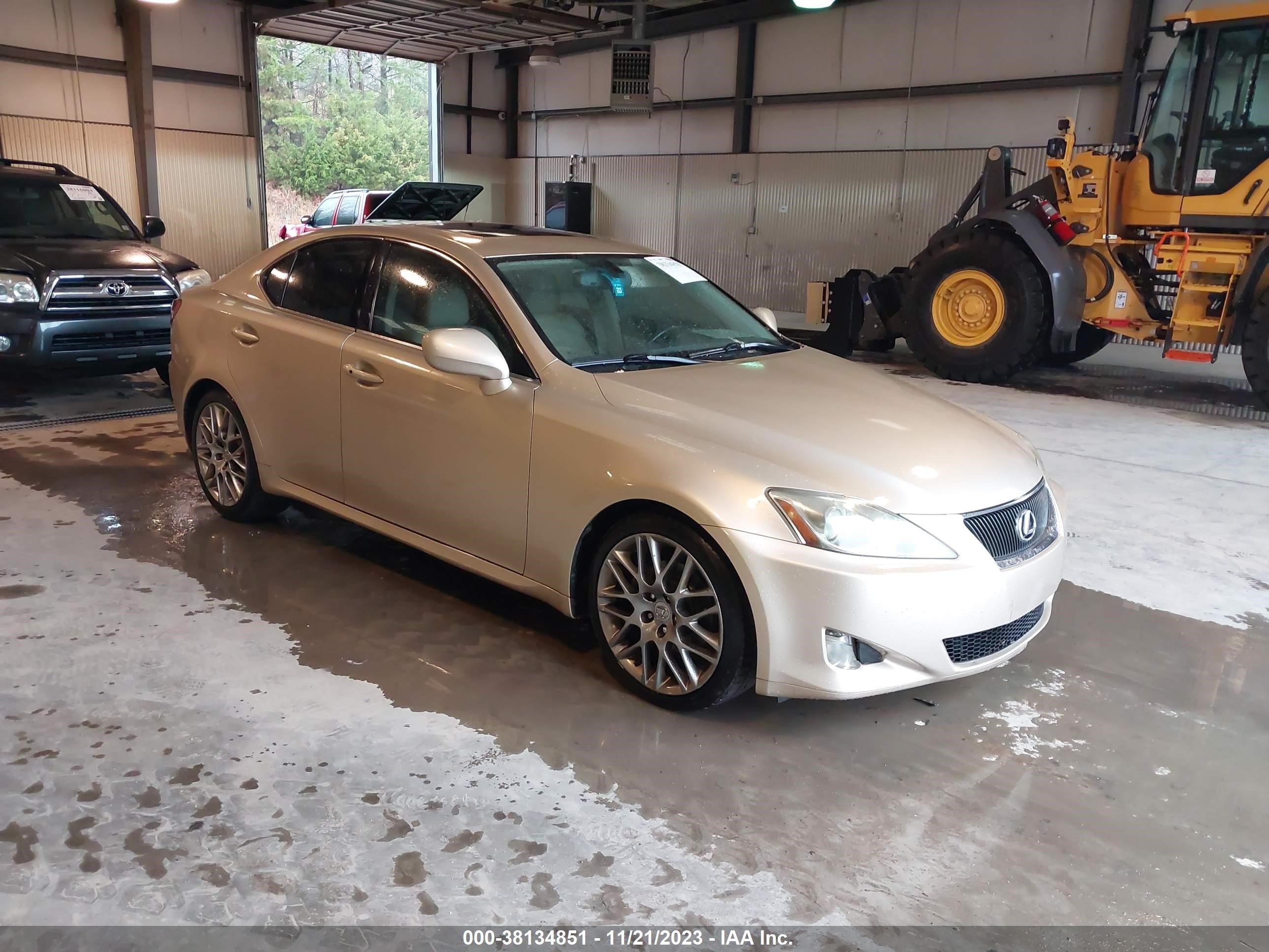 LEXUS IS 2006 jthbk262x62001885