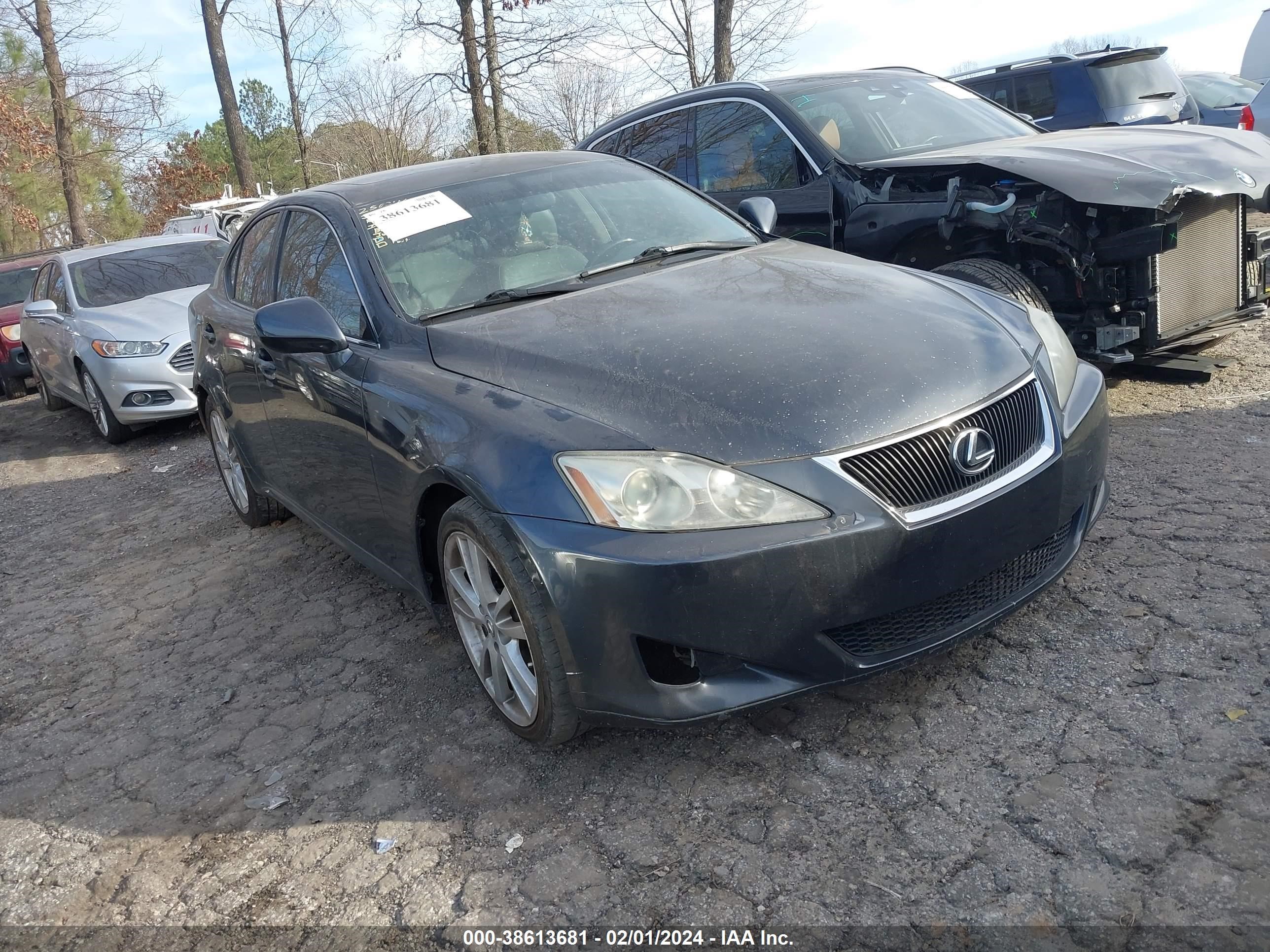 LEXUS IS 2007 jthbk262x72032376