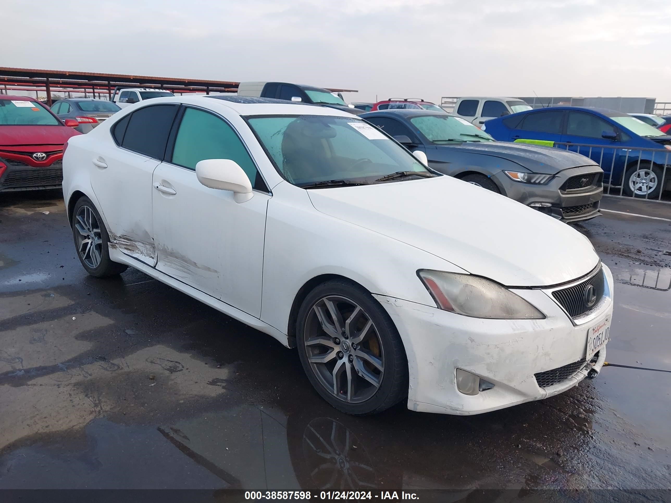 LEXUS IS 2007 jthbk262x75028231