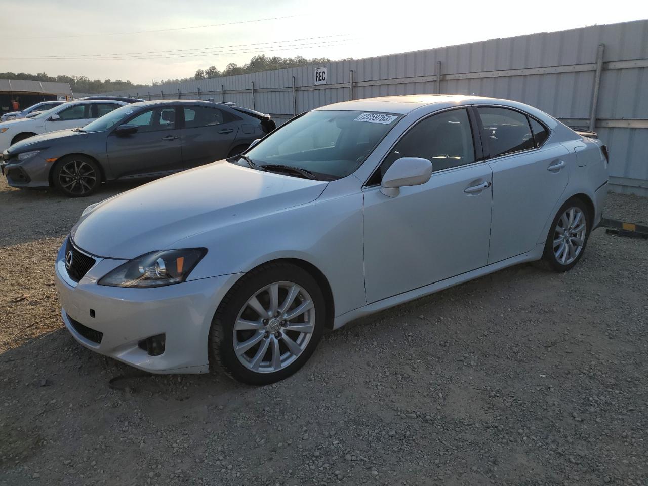 LEXUS IS 2007 jthbk262x75036118