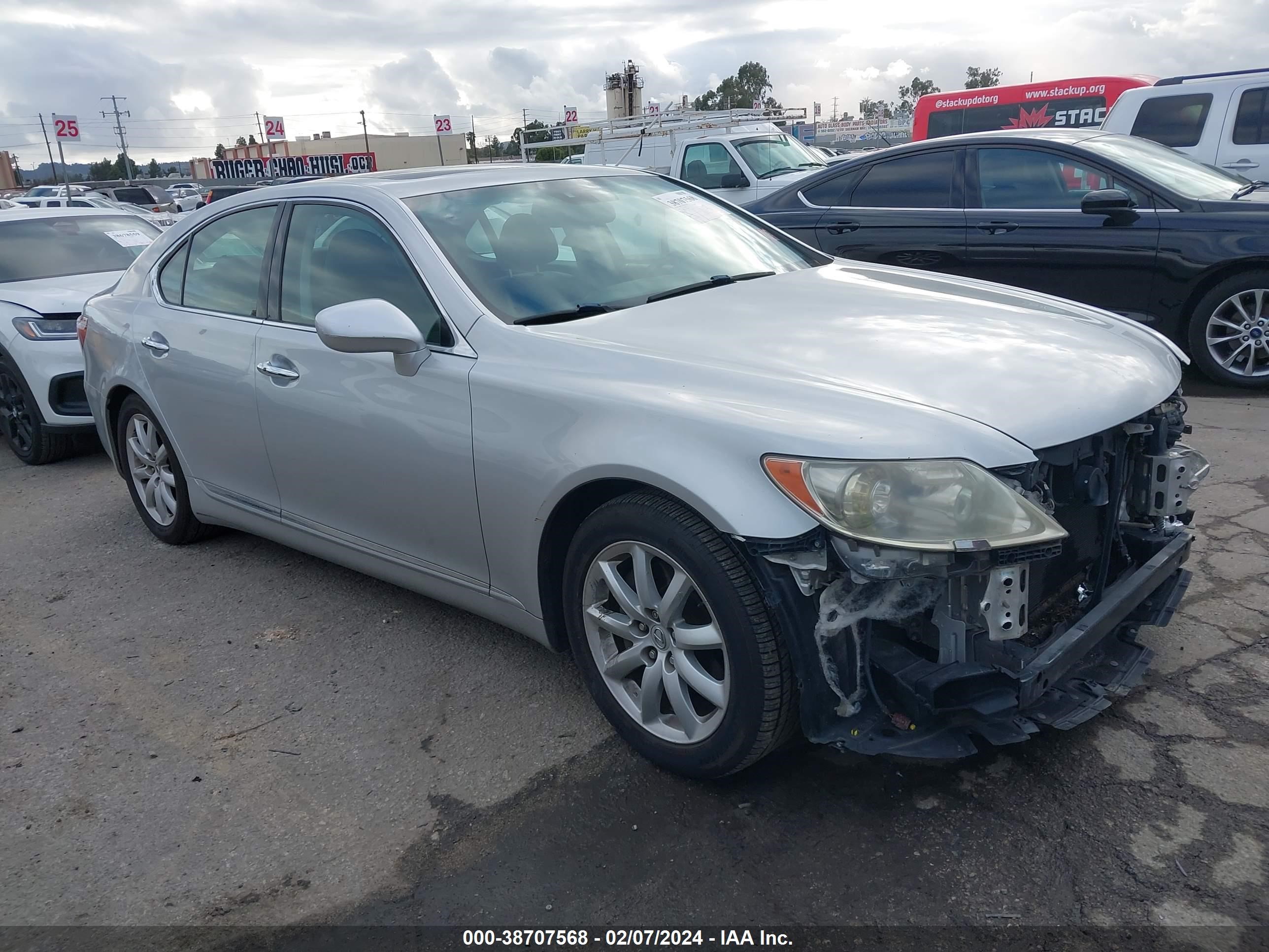 LEXUS LS 2007 jthbl46f075040089