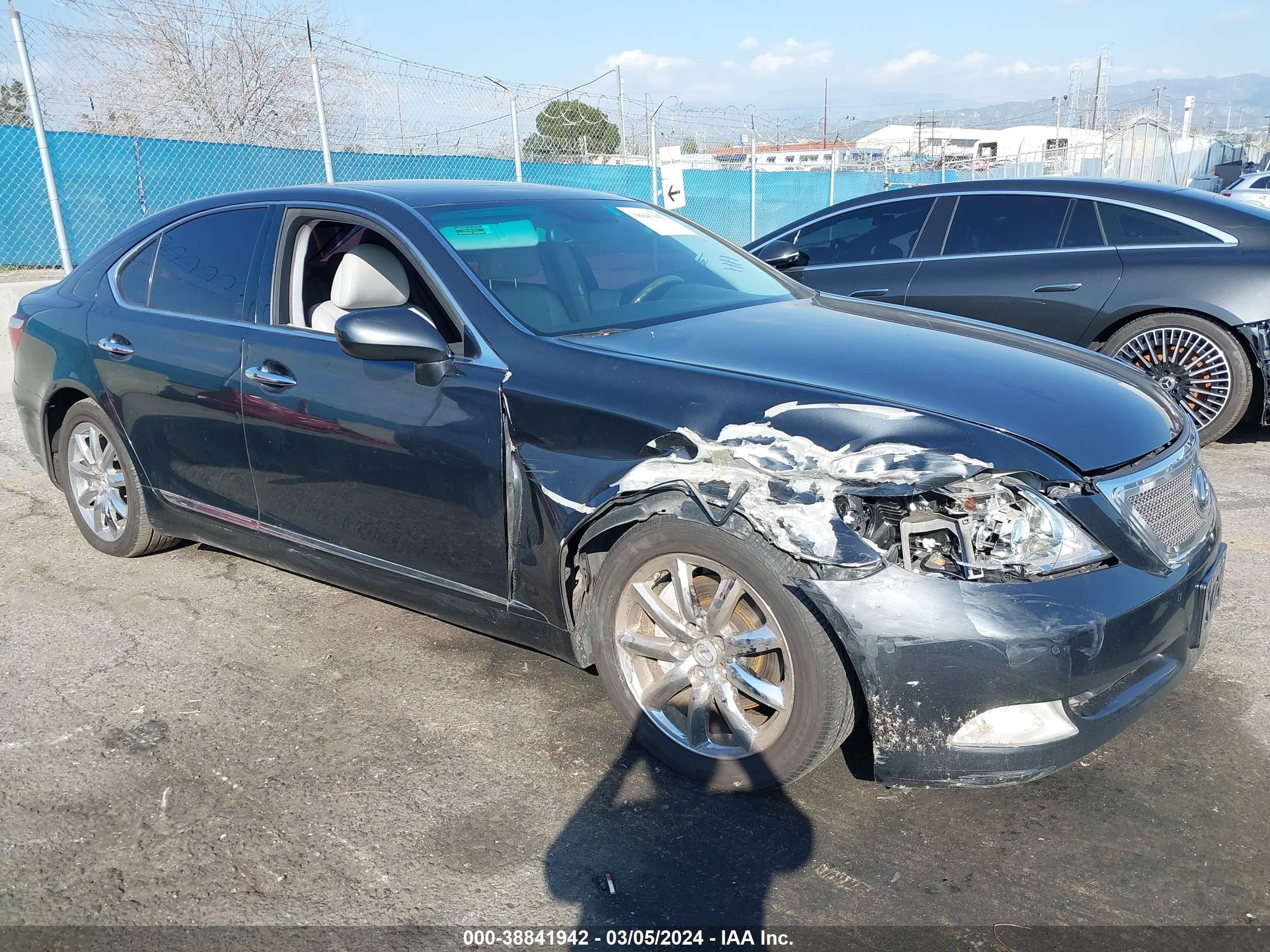 LEXUS LS 2007 jthbl46f175001334