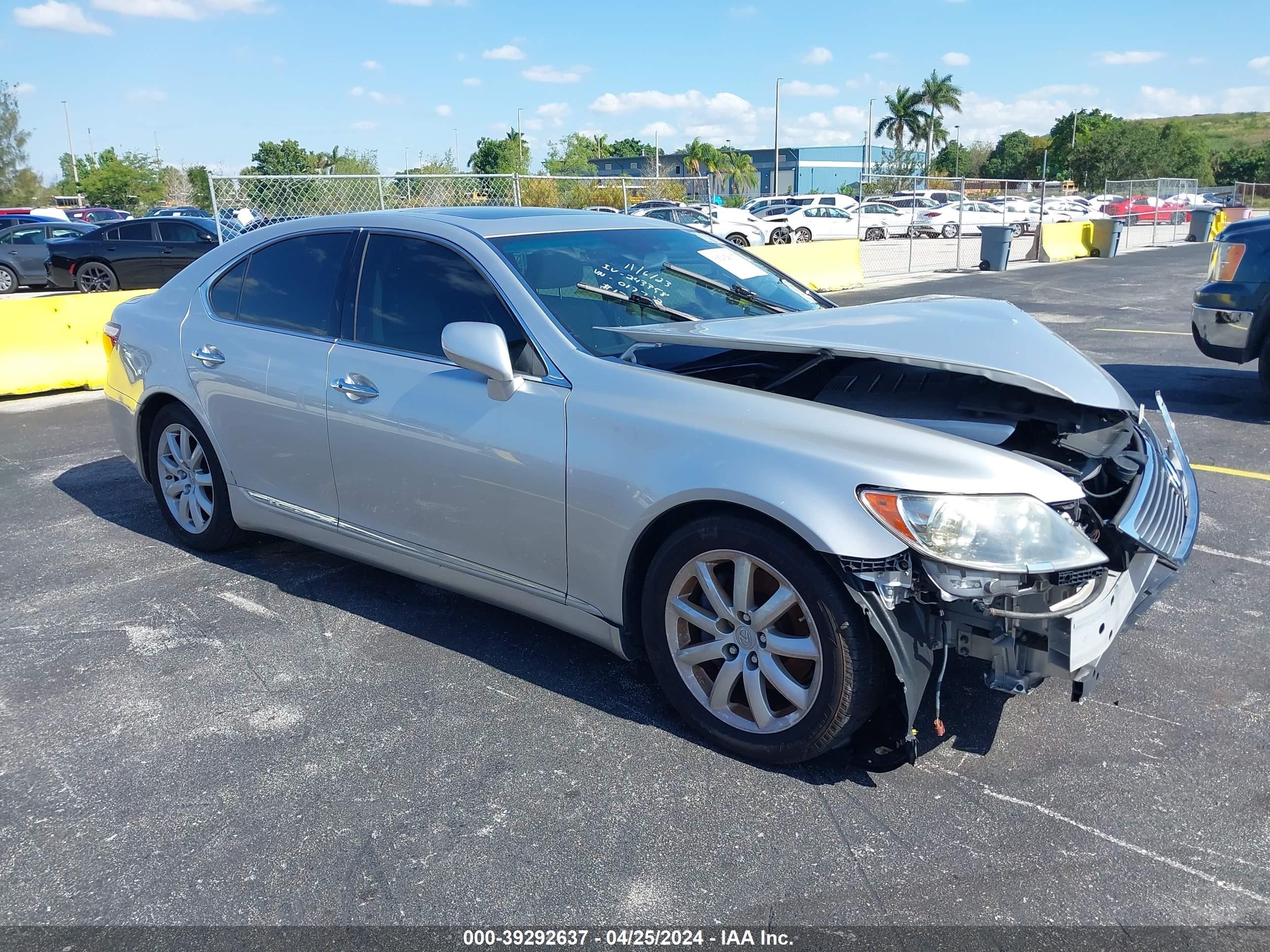 LEXUS LS 2007 jthbl46f275017722