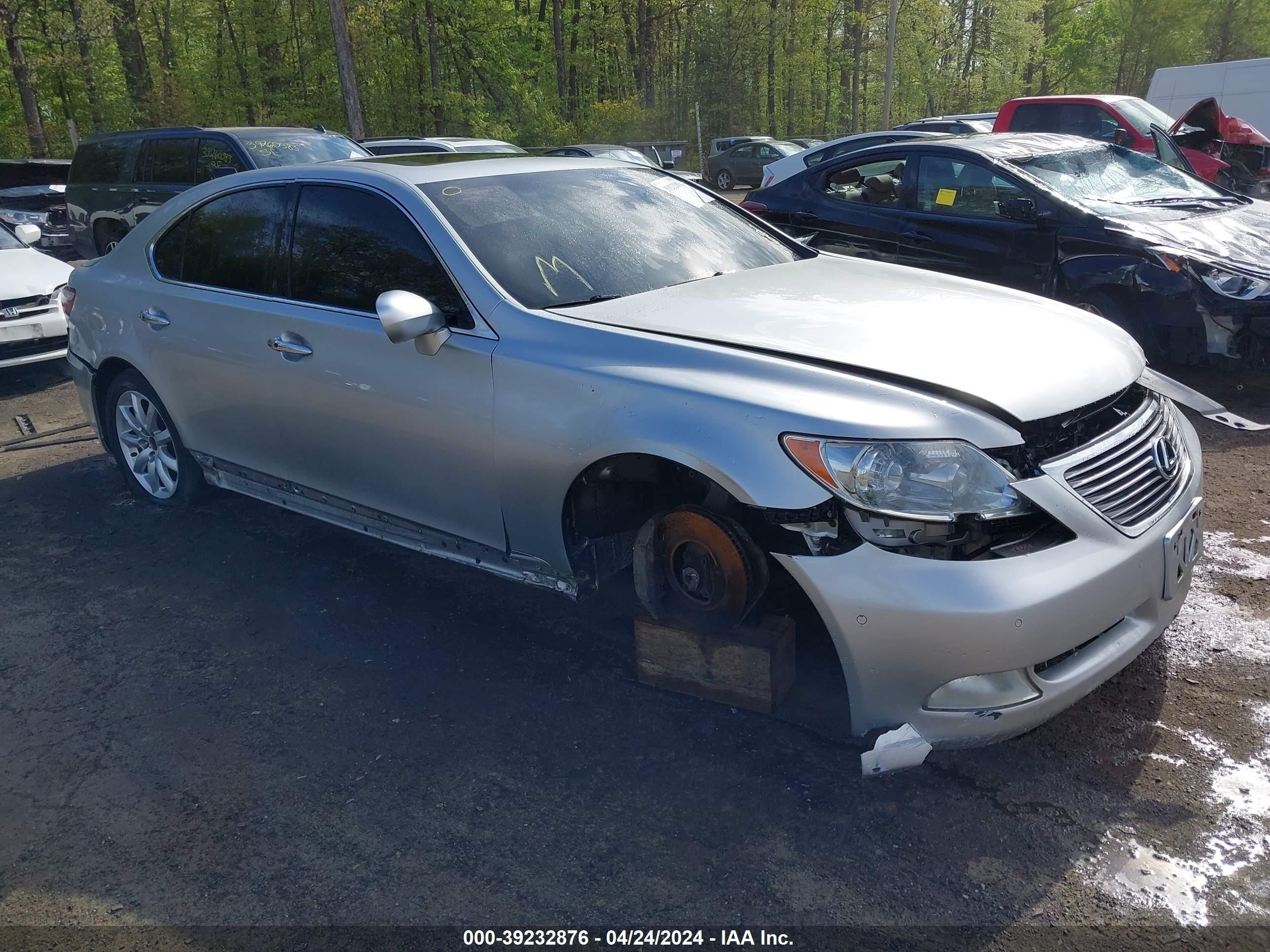 LEXUS LS 2007 jthbl46f375033203