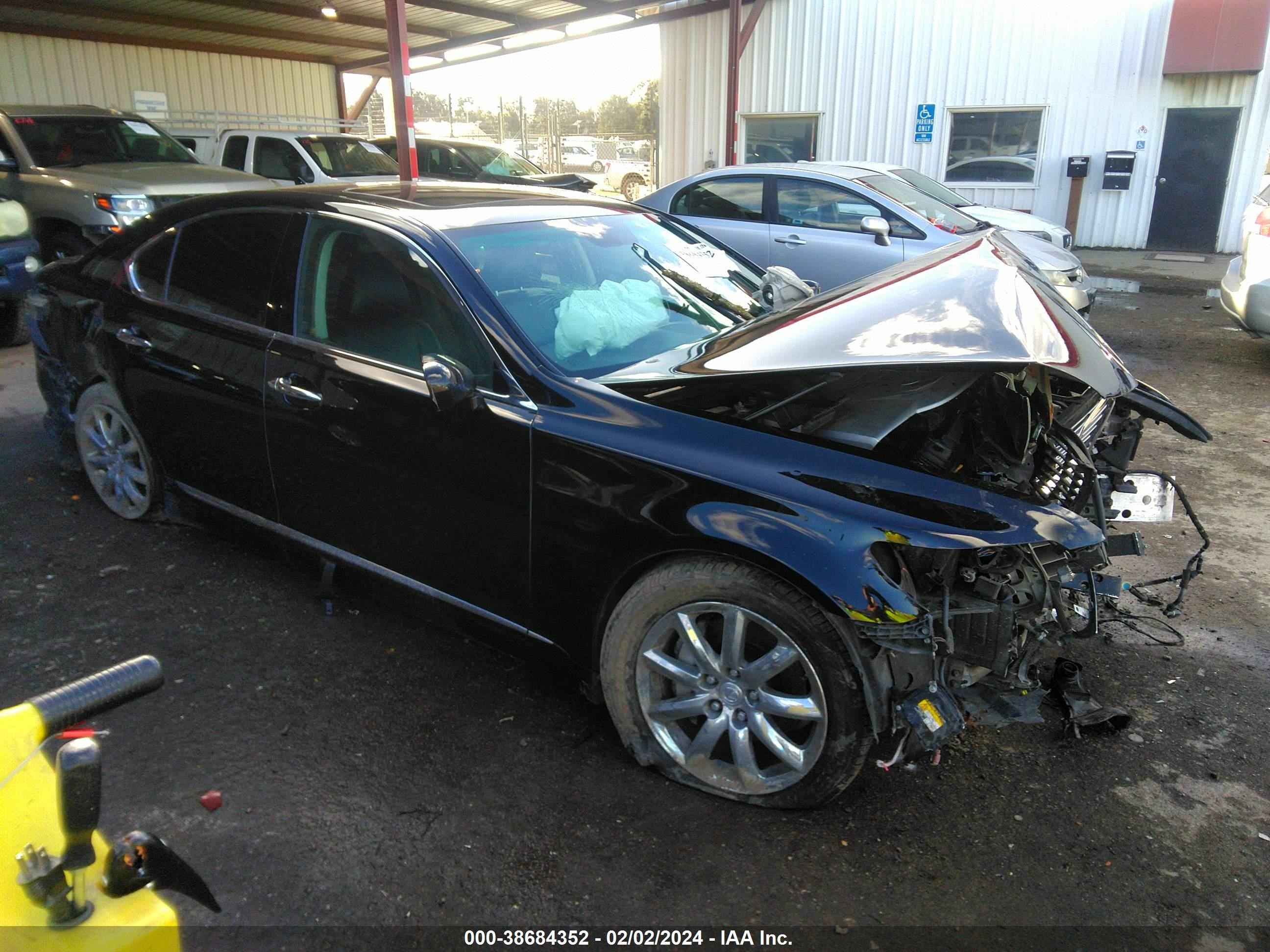 LEXUS LS 2008 jthbl46f385066946