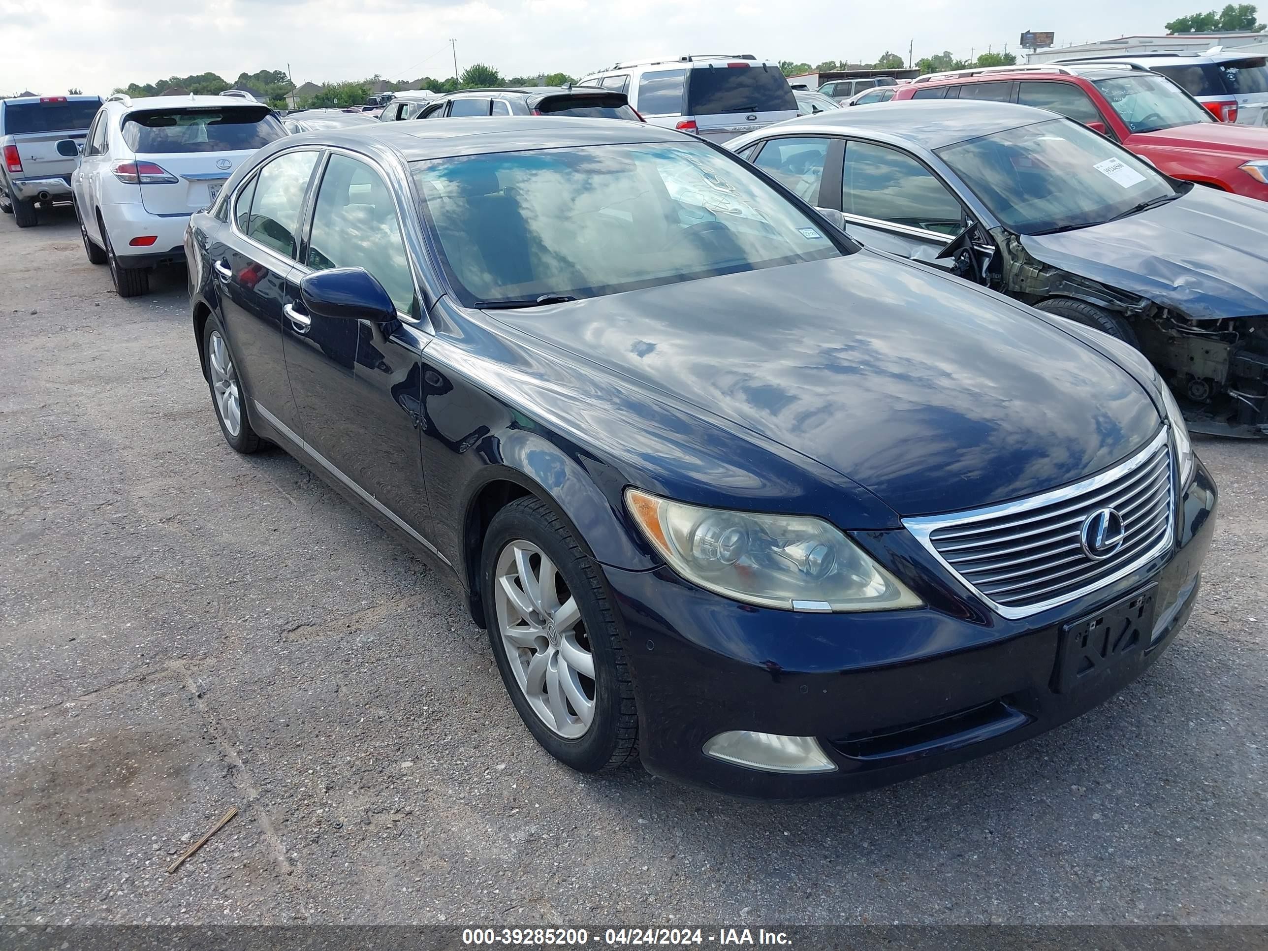 LEXUS LS 2008 jthbl46f385067188