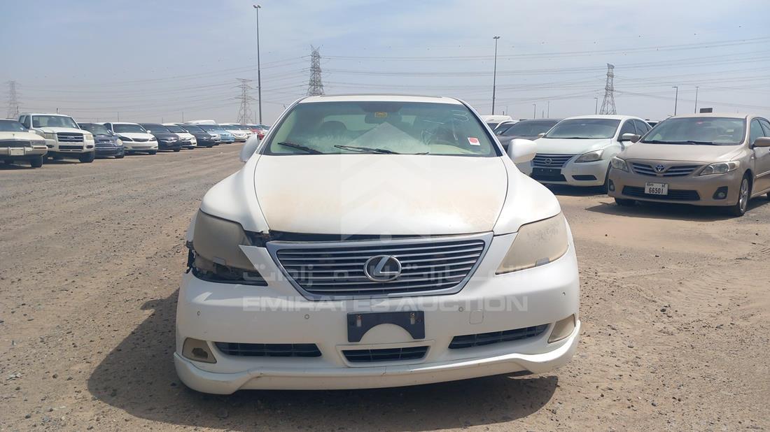 LEXUS LS 460 2008 jthbm46f285060827