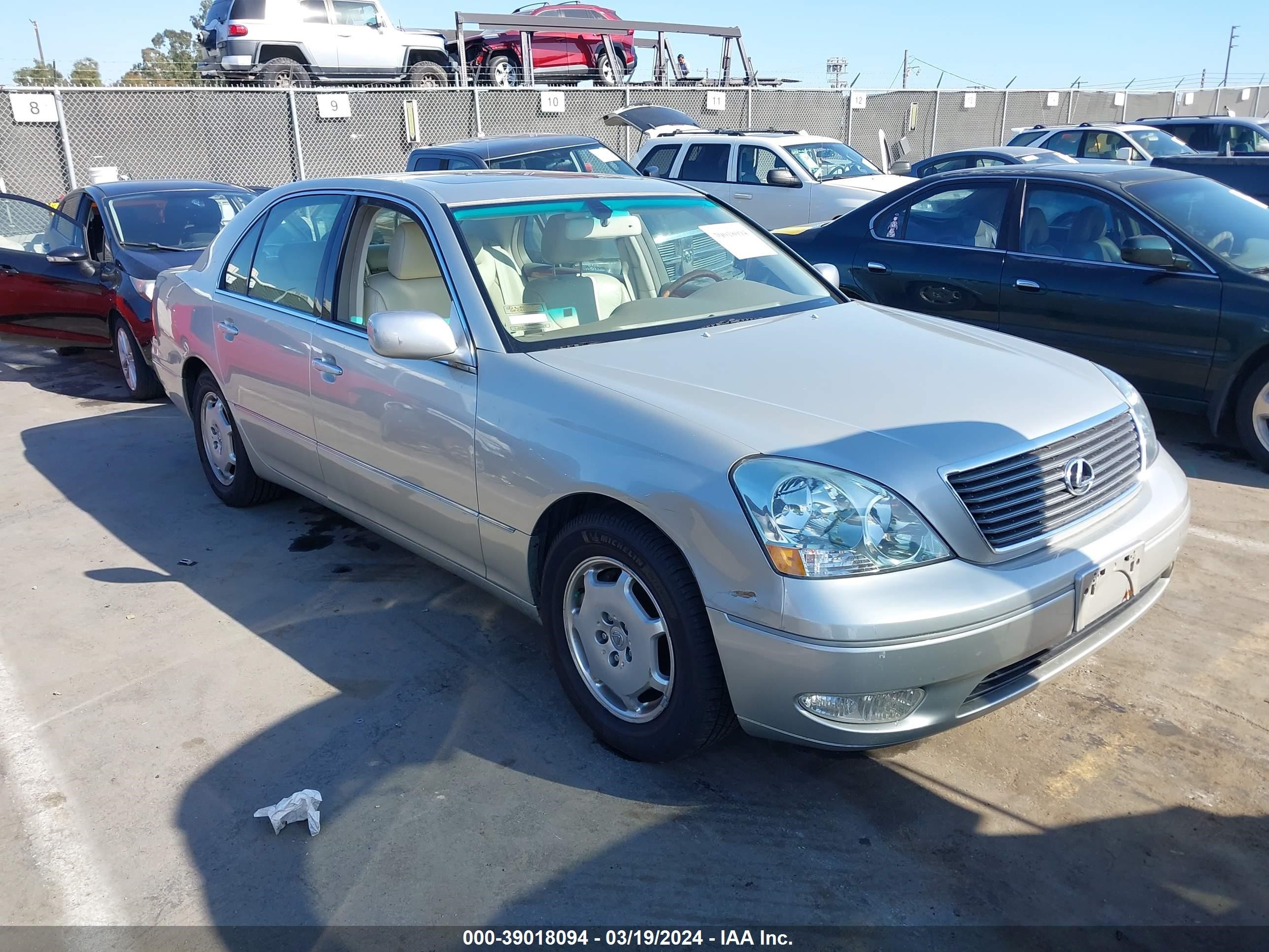 LEXUS LS 2002 jthbn30f020077260