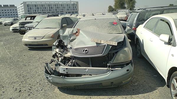 LEXUS LS 430 2001 jthbn30f210011498