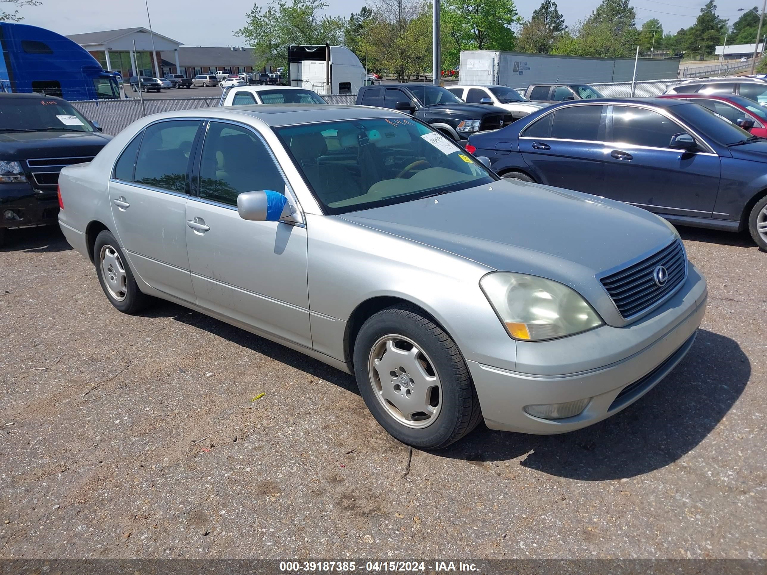 LEXUS LS 2002 jthbn30f220082279