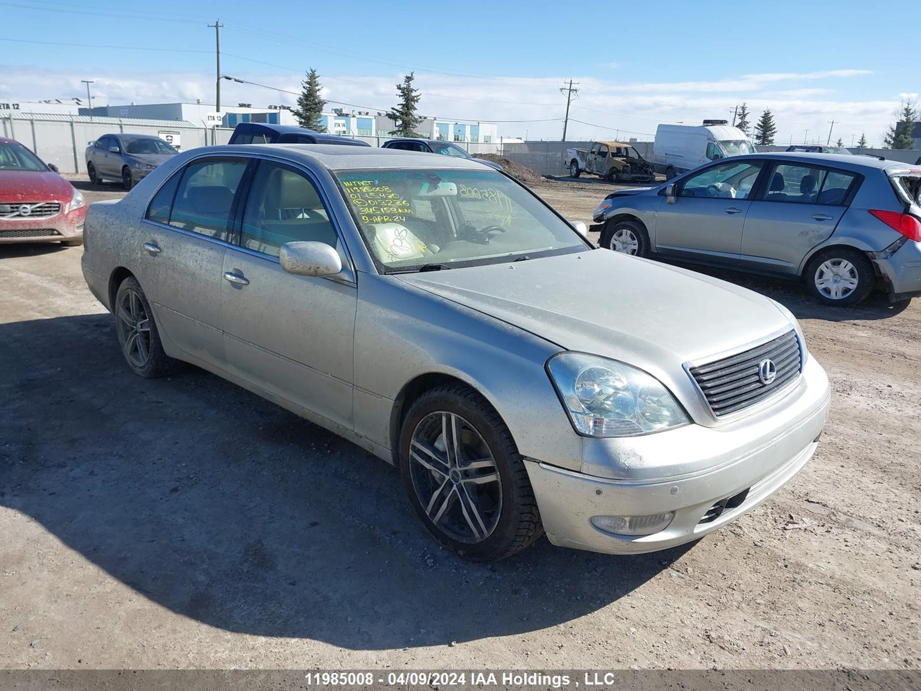 LEXUS LS 2001 jthbn30f410013236