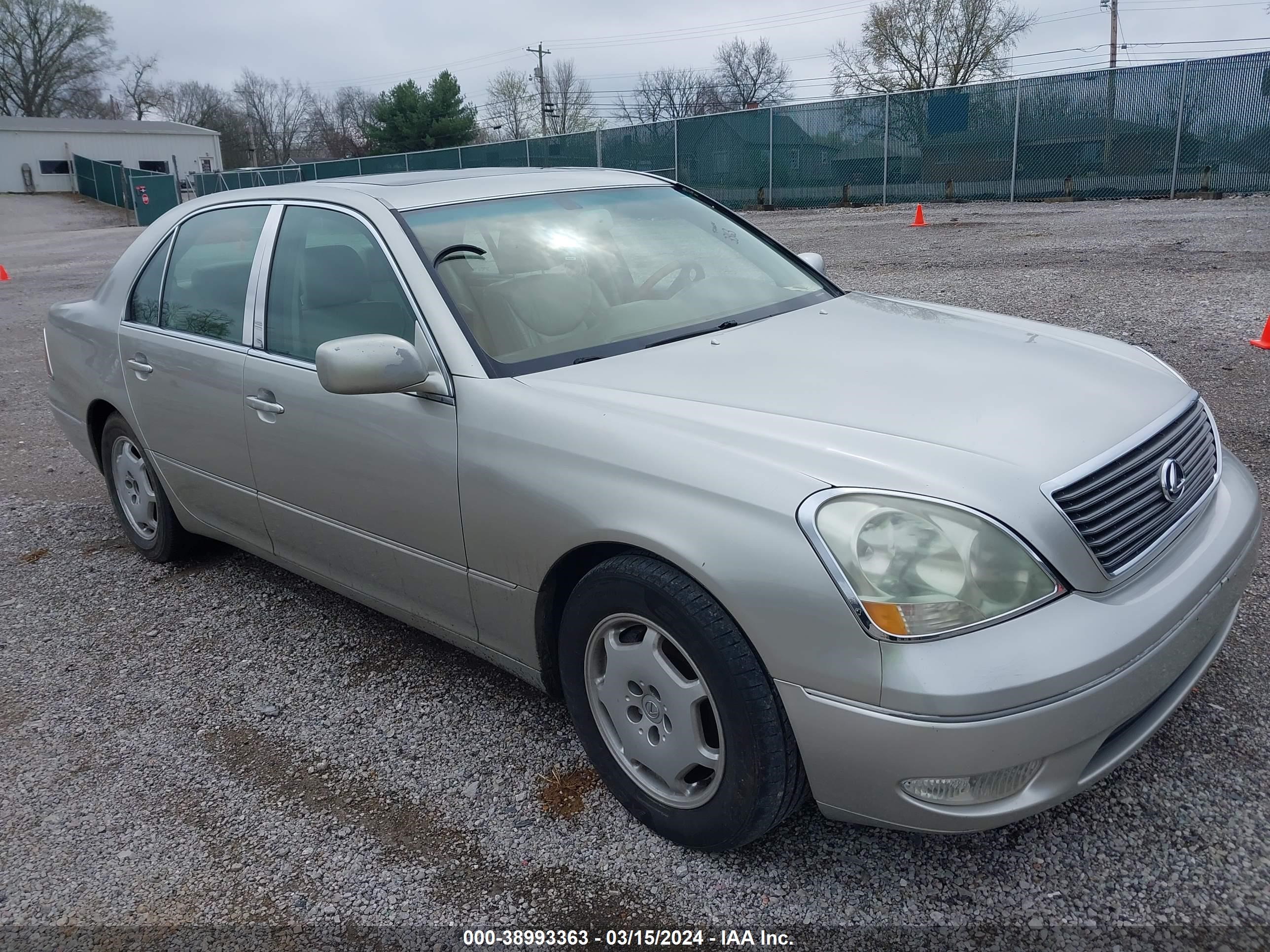 LEXUS LS430 2002 jthbn30f820069021