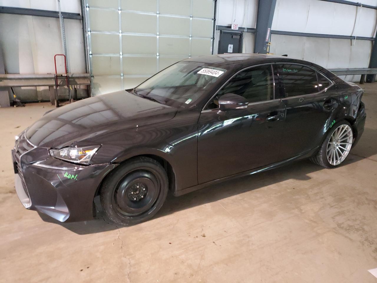 LEXUS IS 2019 jthc81d20k5036301