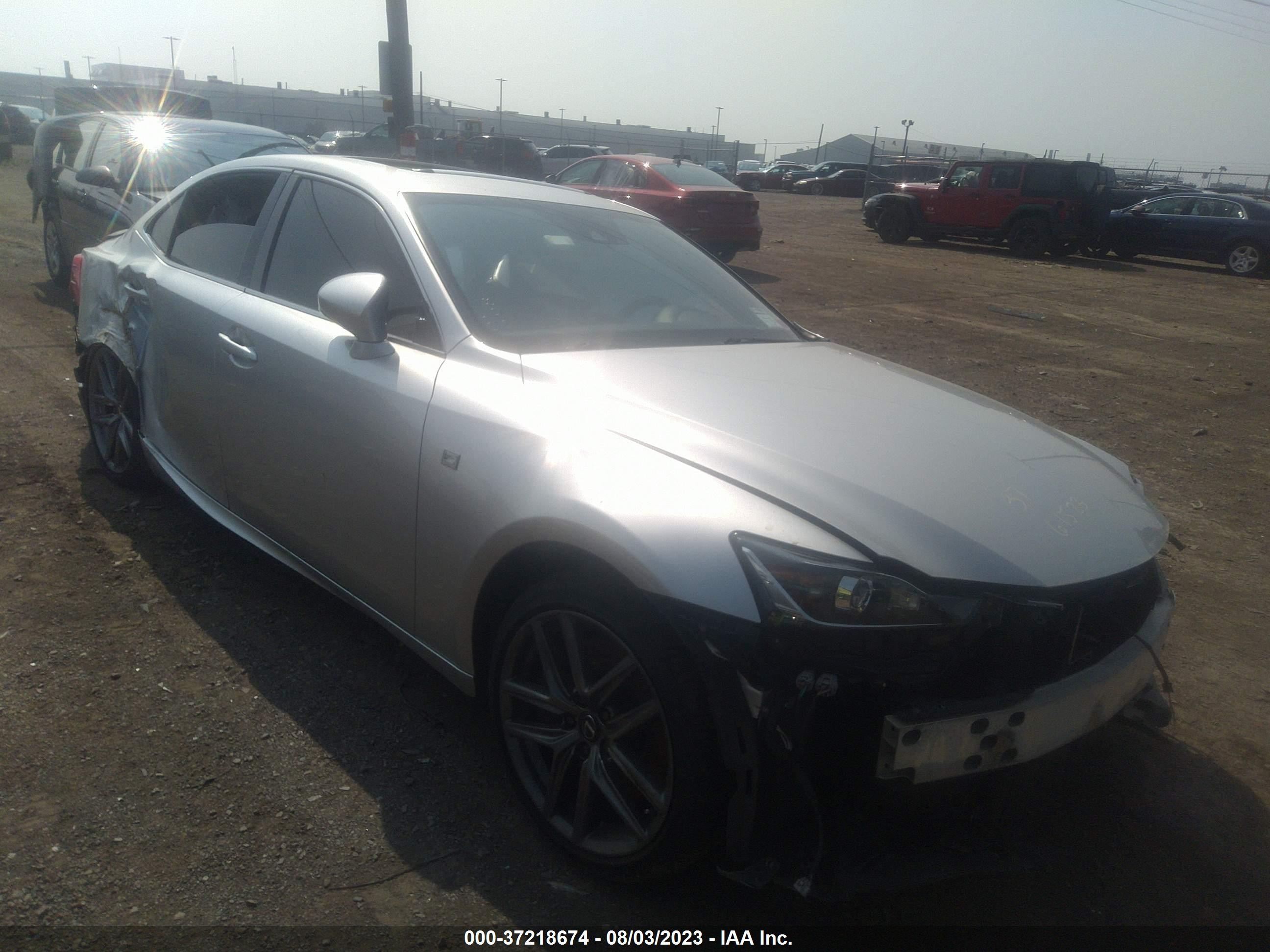 LEXUS IS 2019 jthc81d25k5036956