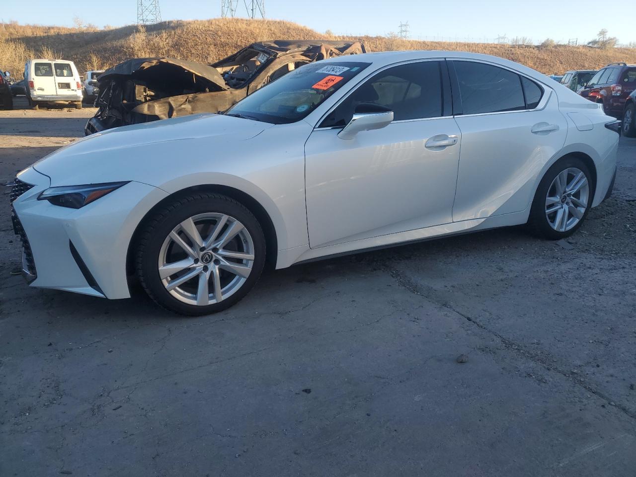 LEXUS IS 2021 jthc81f21m5043547