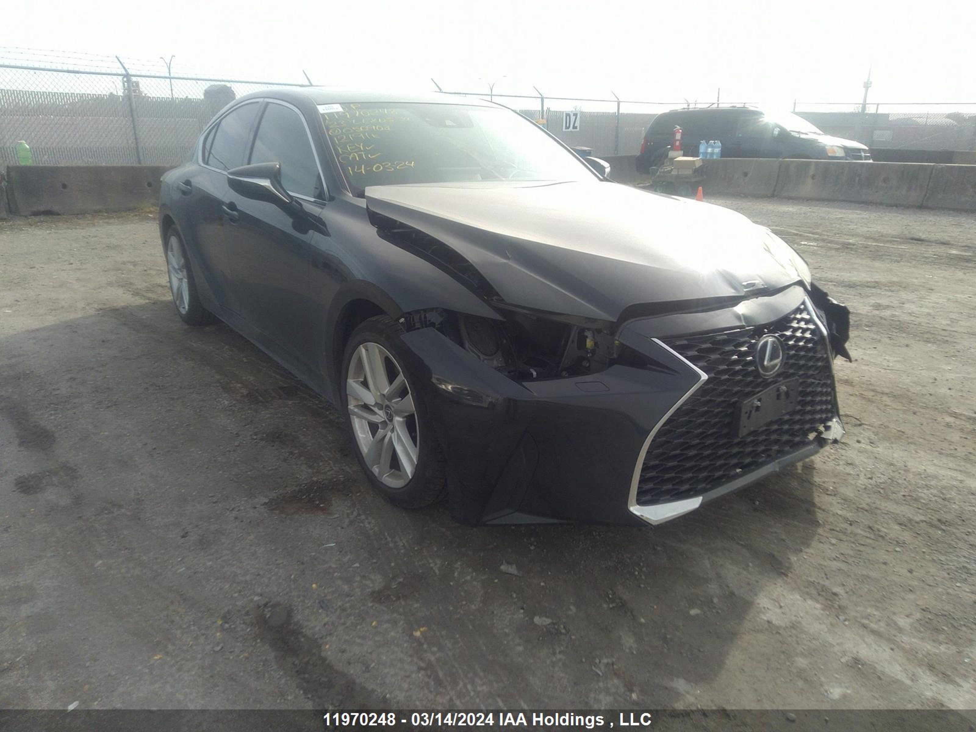 LEXUS IS 2023 jthc81f23p5050908