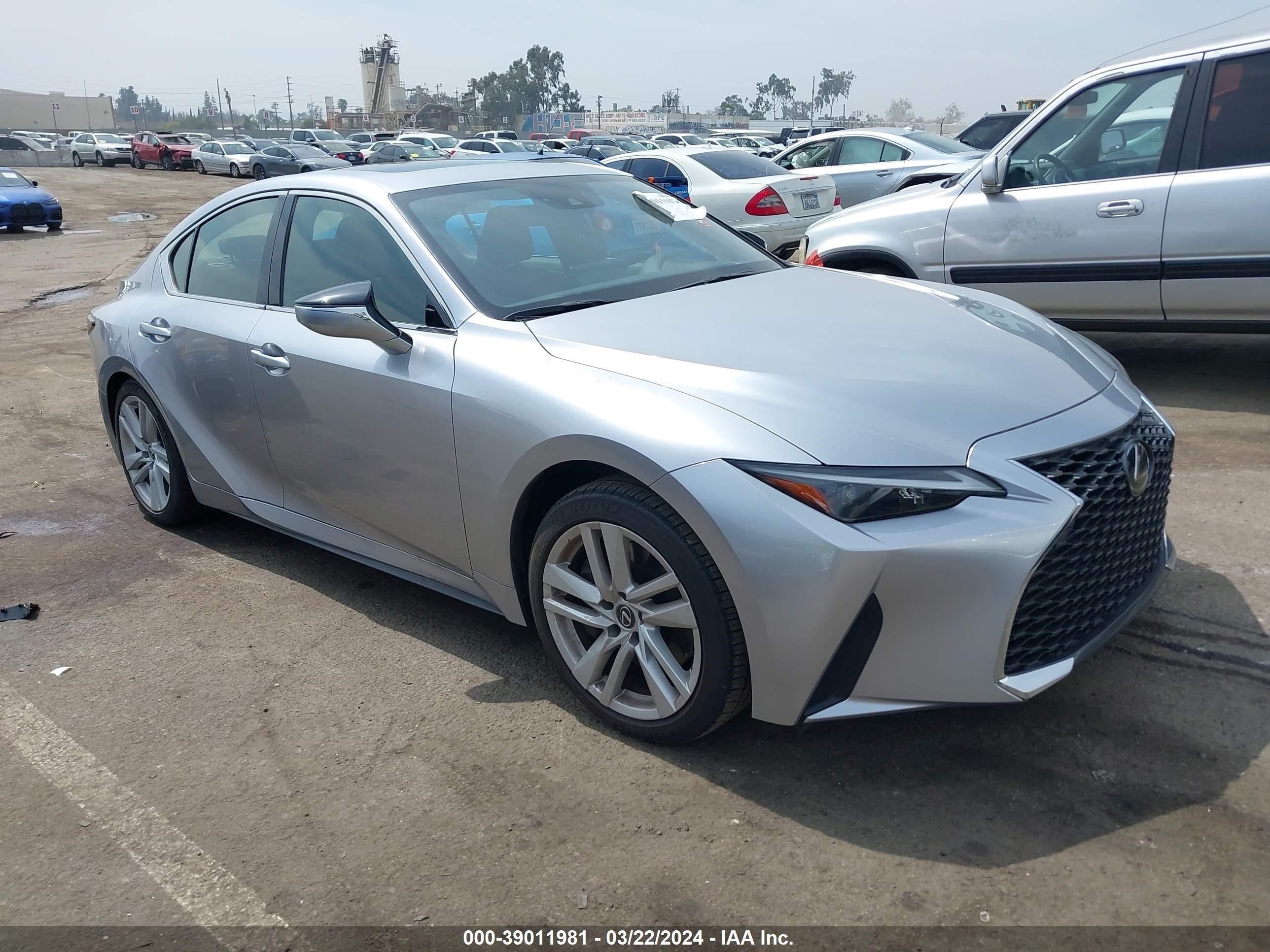 LEXUS IS 2023 jthca1d22p5127985